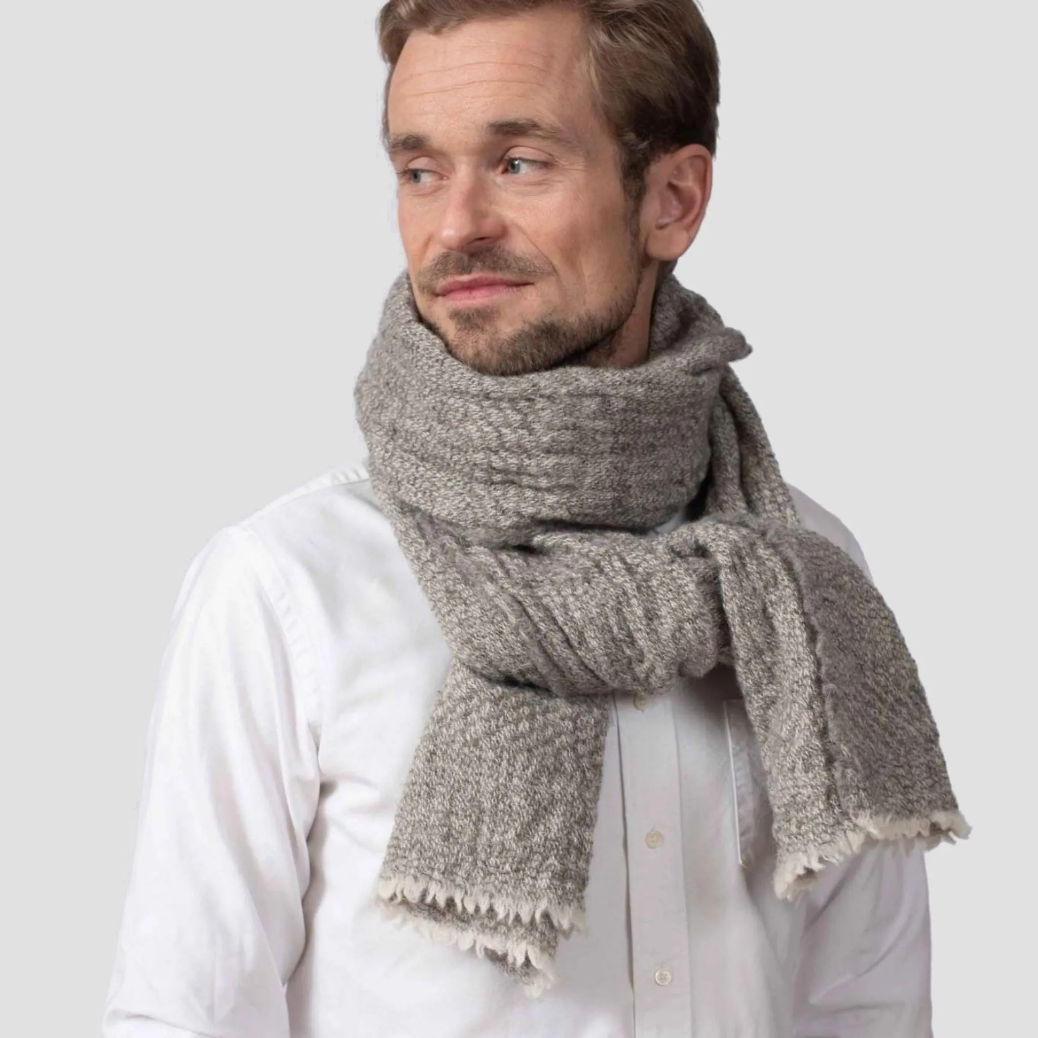 Aurora Scarf Grey sold by Ivalo.com