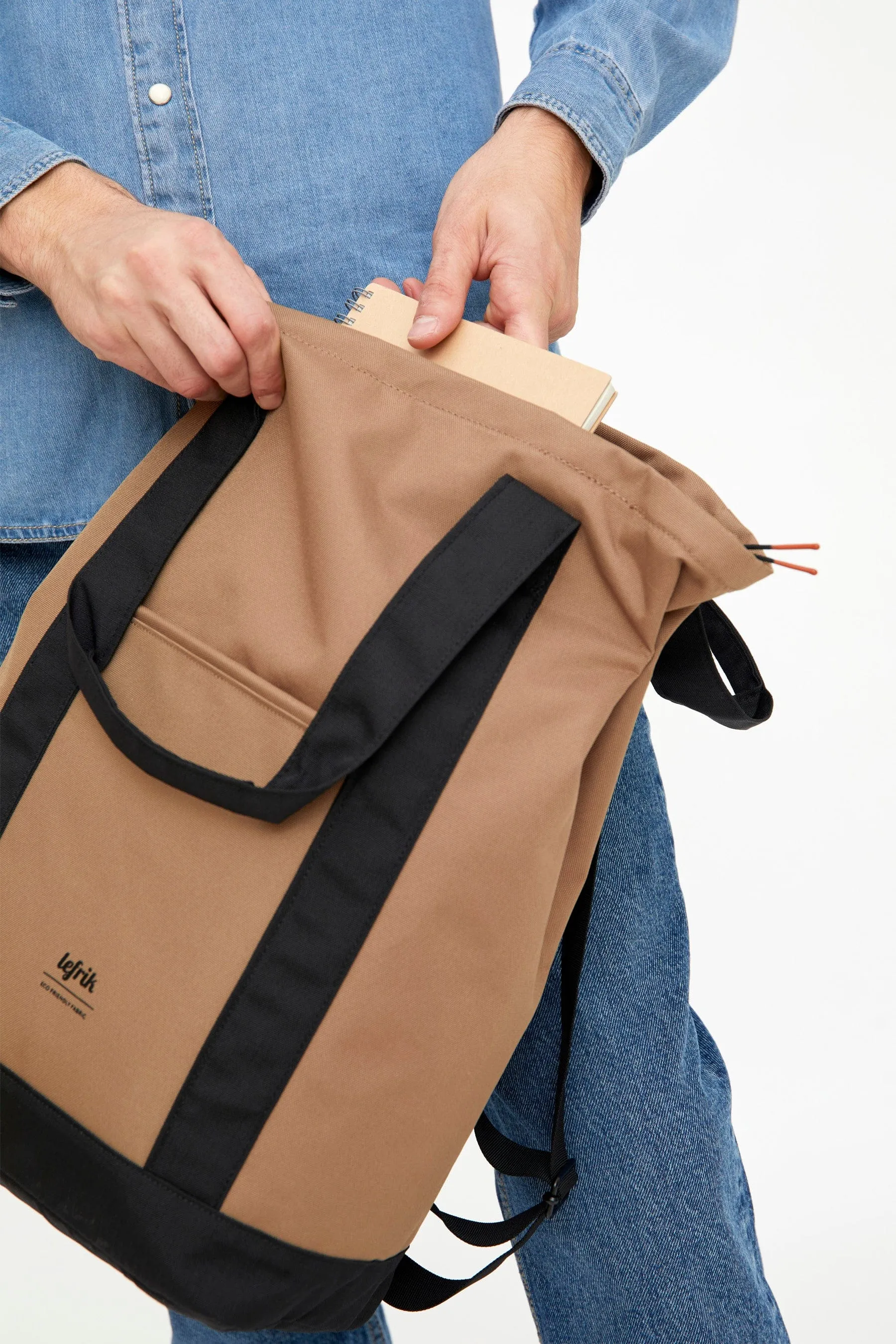 Roots Tote Bag Maxi 15" Camel sold by Ivalo.com product image thumbnail 5