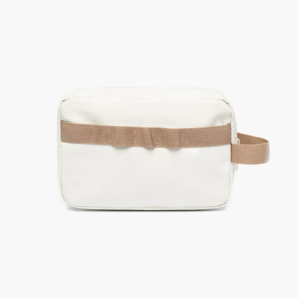 Kei Double Washbag Chalk Vandra sold by Ivalo.com