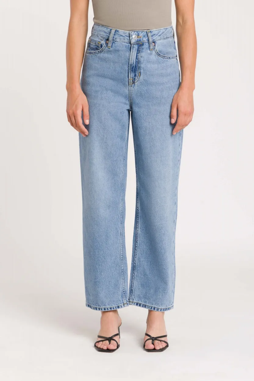 Liora Jeans Cindy Light Used Blue sold by Ivalo.com product image thumbnail 3