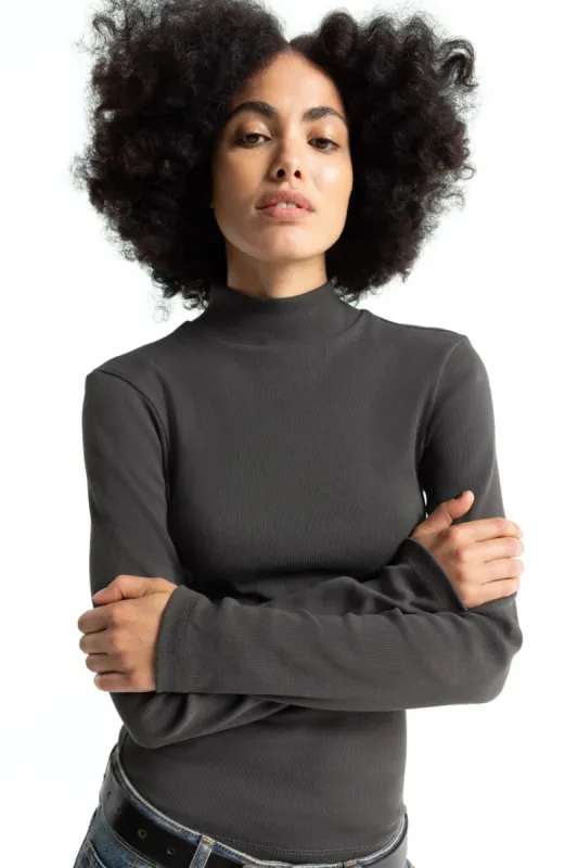 Jacobina Long Sleeve Turtleneck Top Grey sold by Ivalo.com