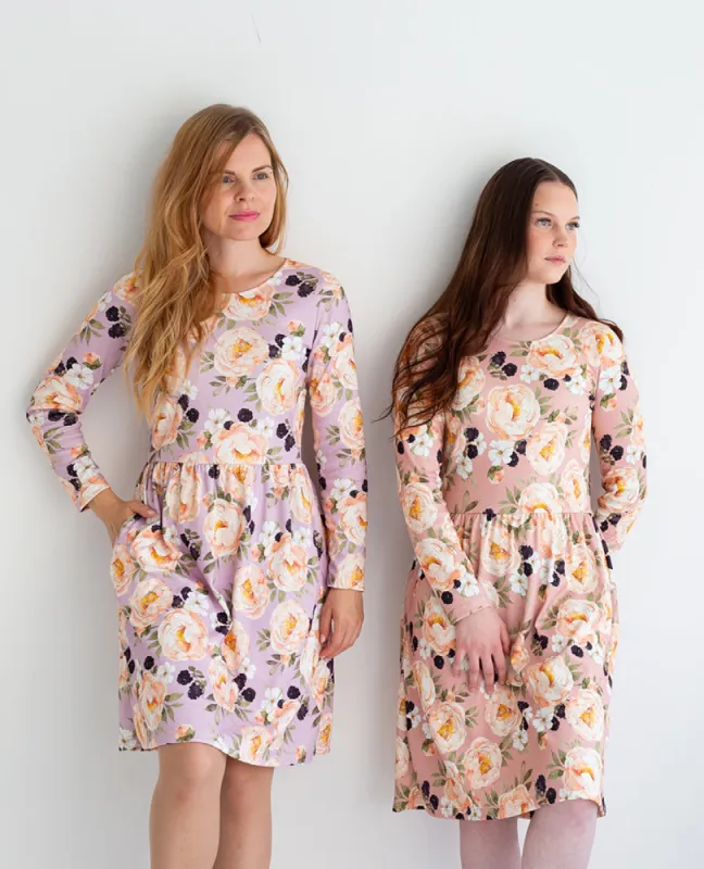 Pocketed Dress Aprikoosin Kukka Purple sold by Ivalo.com