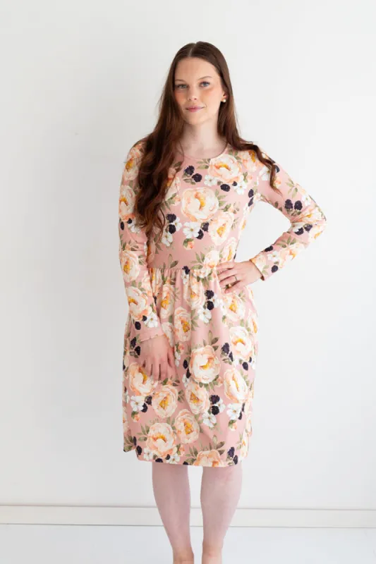 Pocketed Dress Aprikoosin Kukka Pink sold by Ivalo.com