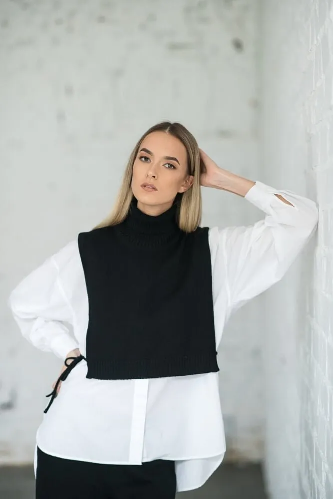 Merino Wool Turtleneck Vest sold by Ivalo.com