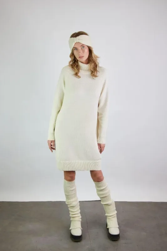 Merino Wool Dress With Raglan Sleeves And Roll Neck sold by Ivalo.com