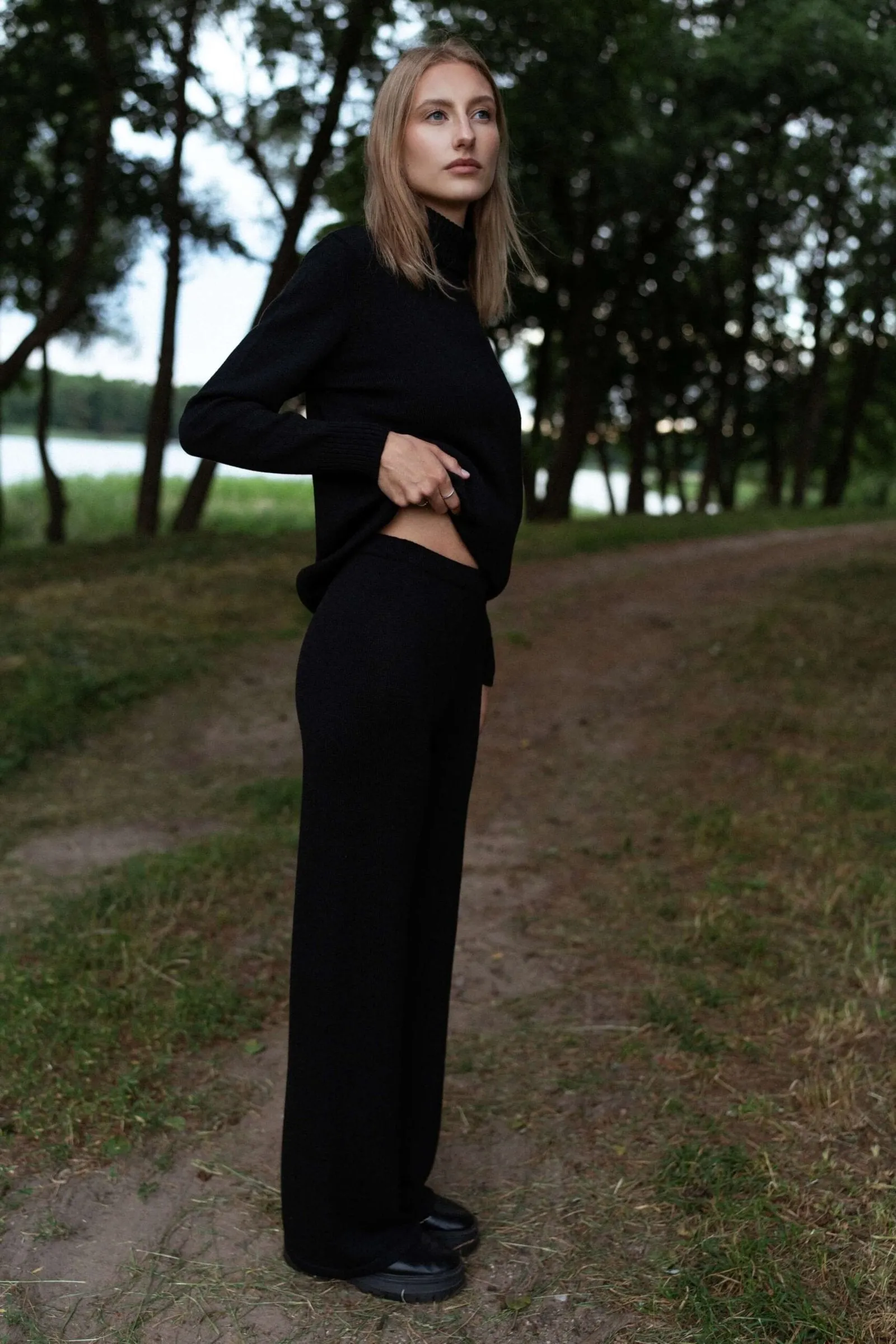 Knitted Merino Wool Pants & Sweater Set Black sold by Ivalo.com product image thumbnail 4