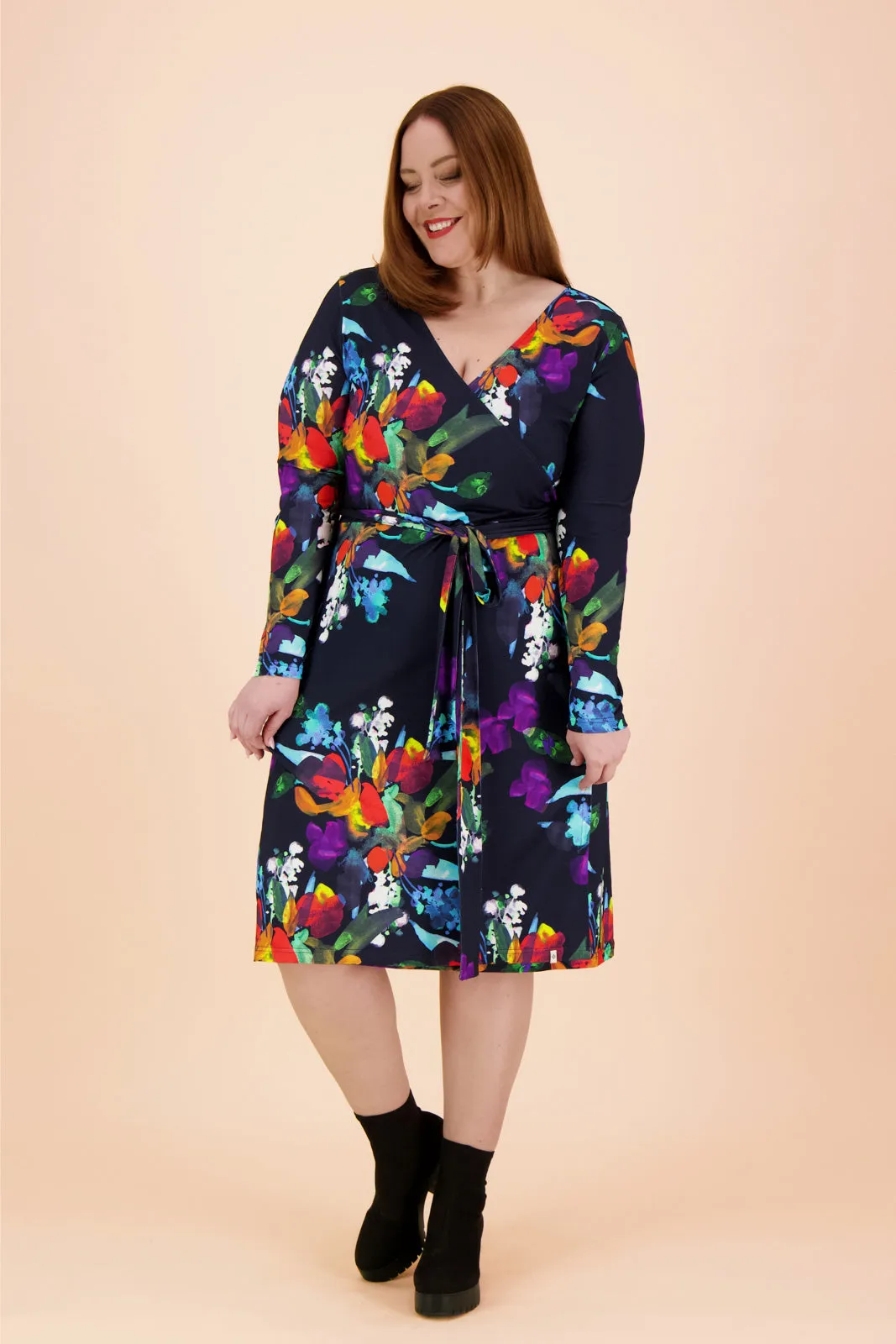 Soft Wrap Dress Black Bouquet sold by Ivalo.com product image thumbnail 3