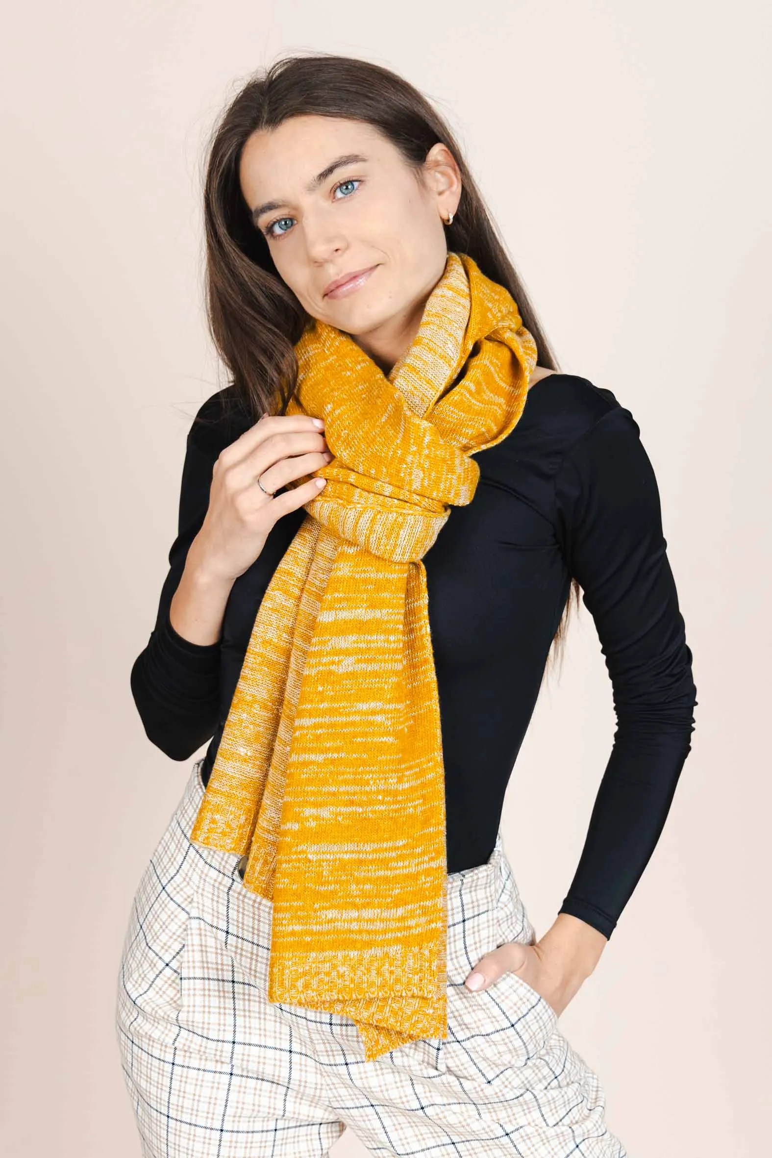 The Hemp & Wool Scarf Mustard sold by Ivalo.com product image thumbnail 5