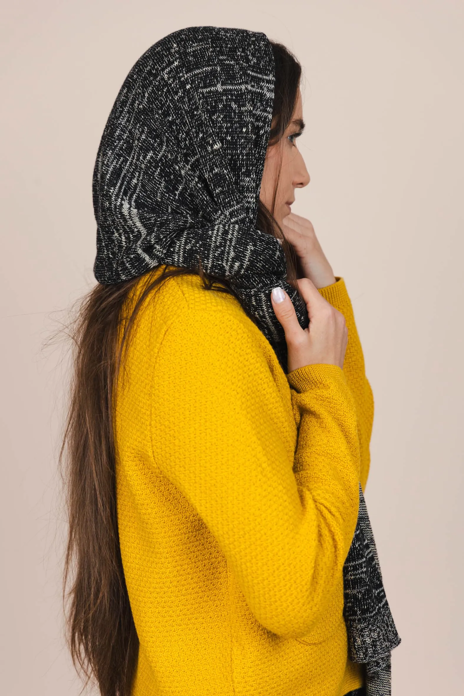 The Hemp & Wool Scarf Black sold by Ivalo.com product image thumbnail 5