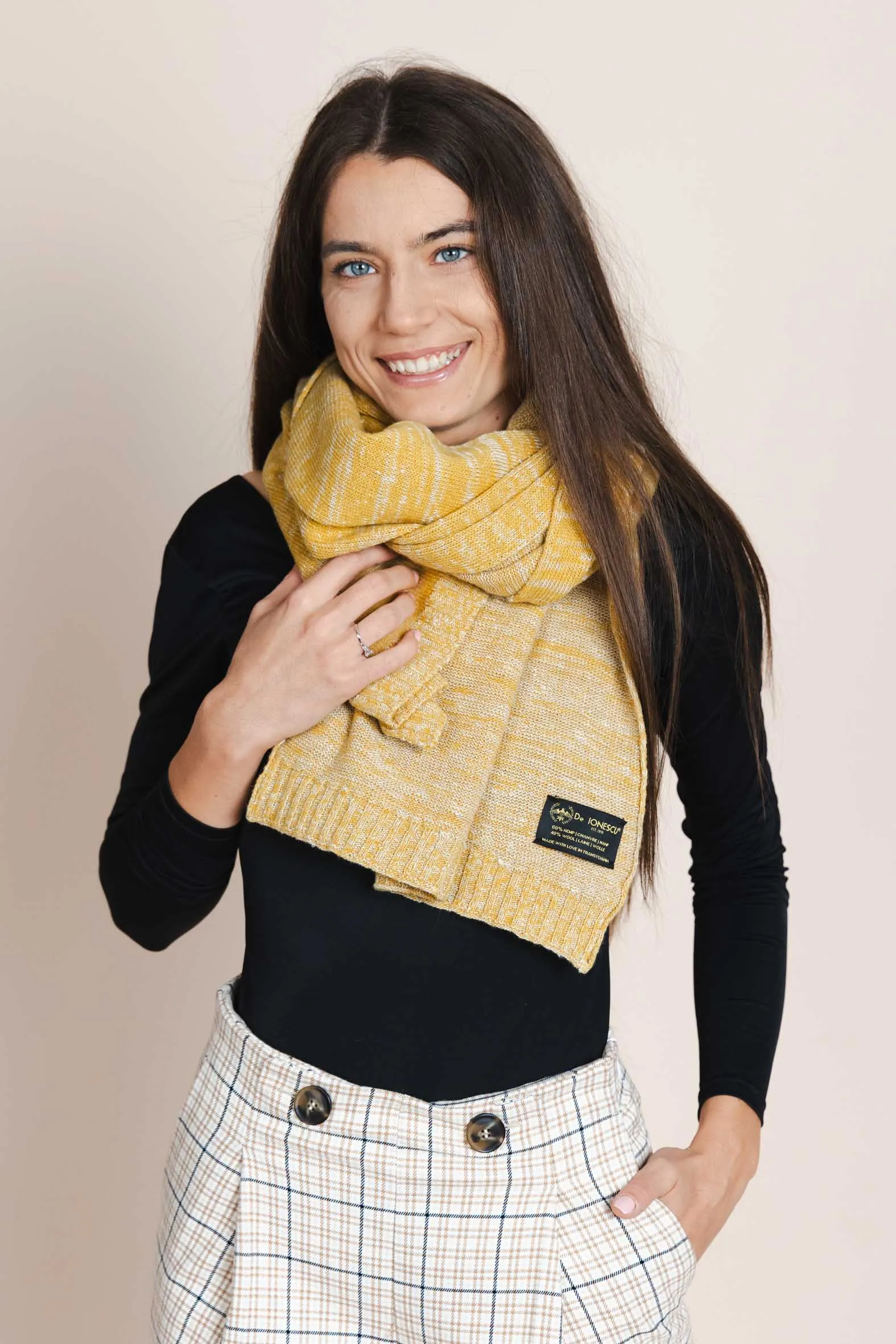 The Hemp & Wool Scarf Yellow sold by Ivalo.com product image thumbnail 5