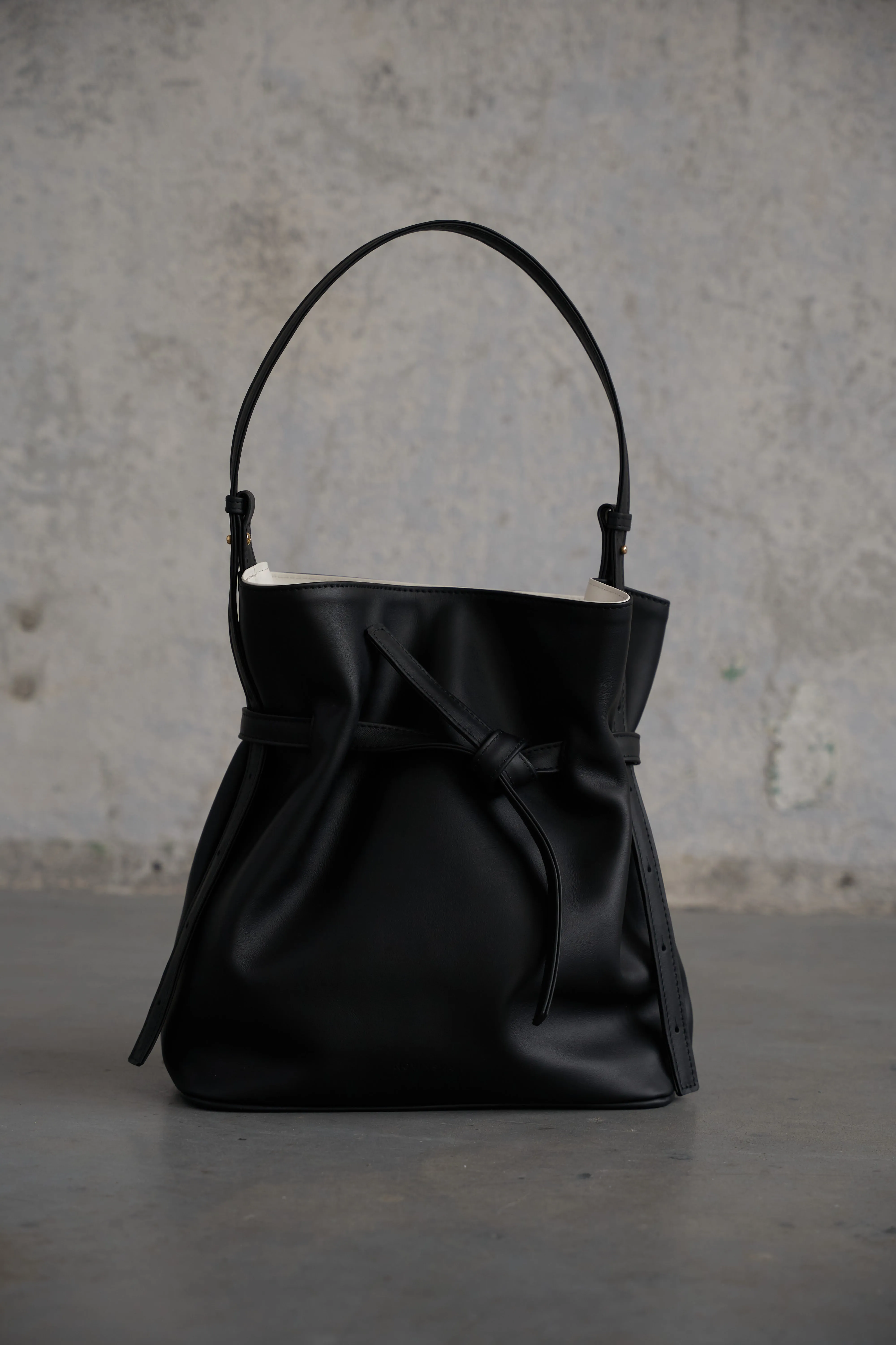 No. 299 Bucket Bag Black sold by Ivalo.com product image thumbnail 2