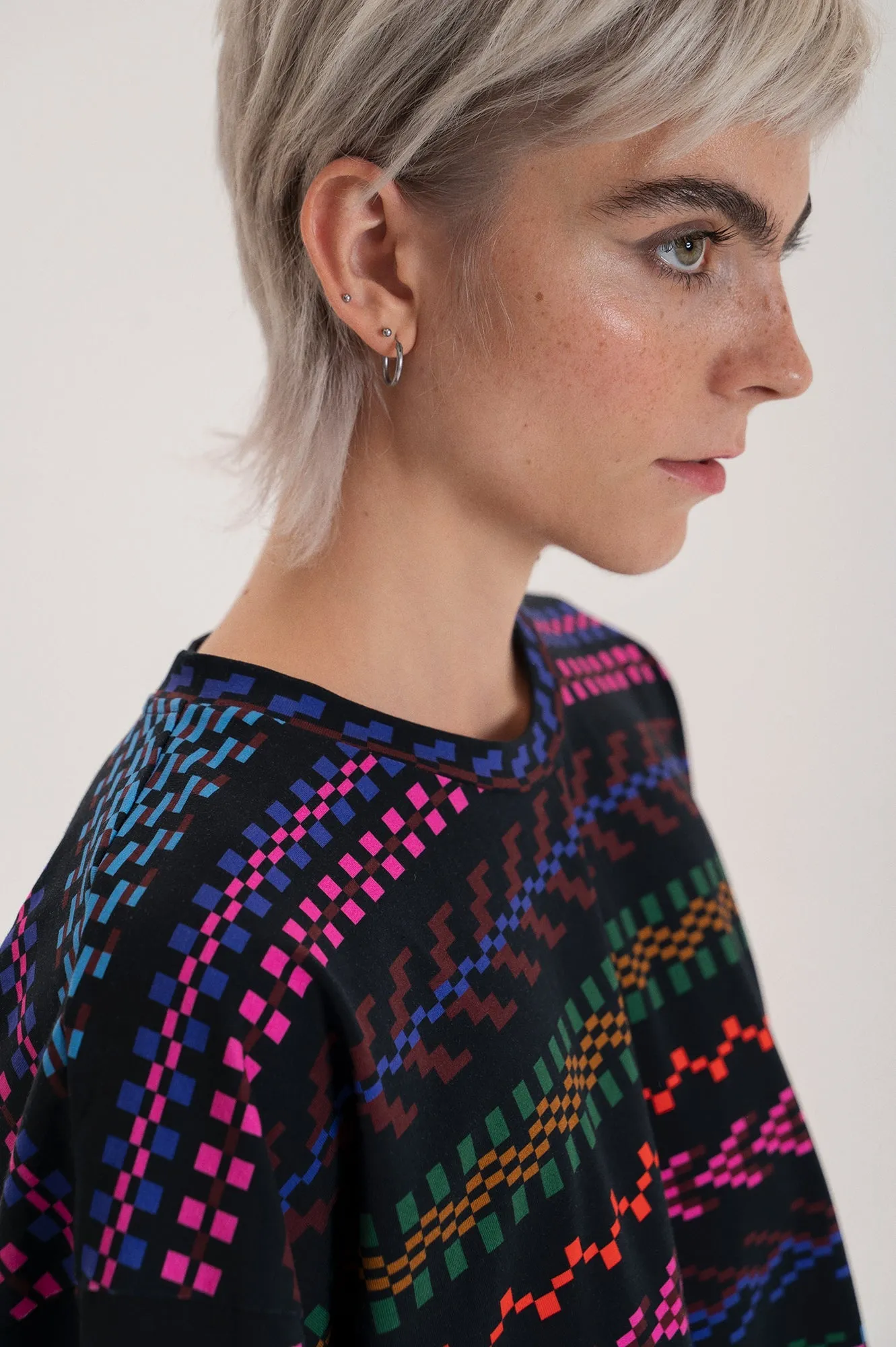 Vizitke Oversized T-shirt Pixel Dark sold by Ivalo.com product image thumbnail 2