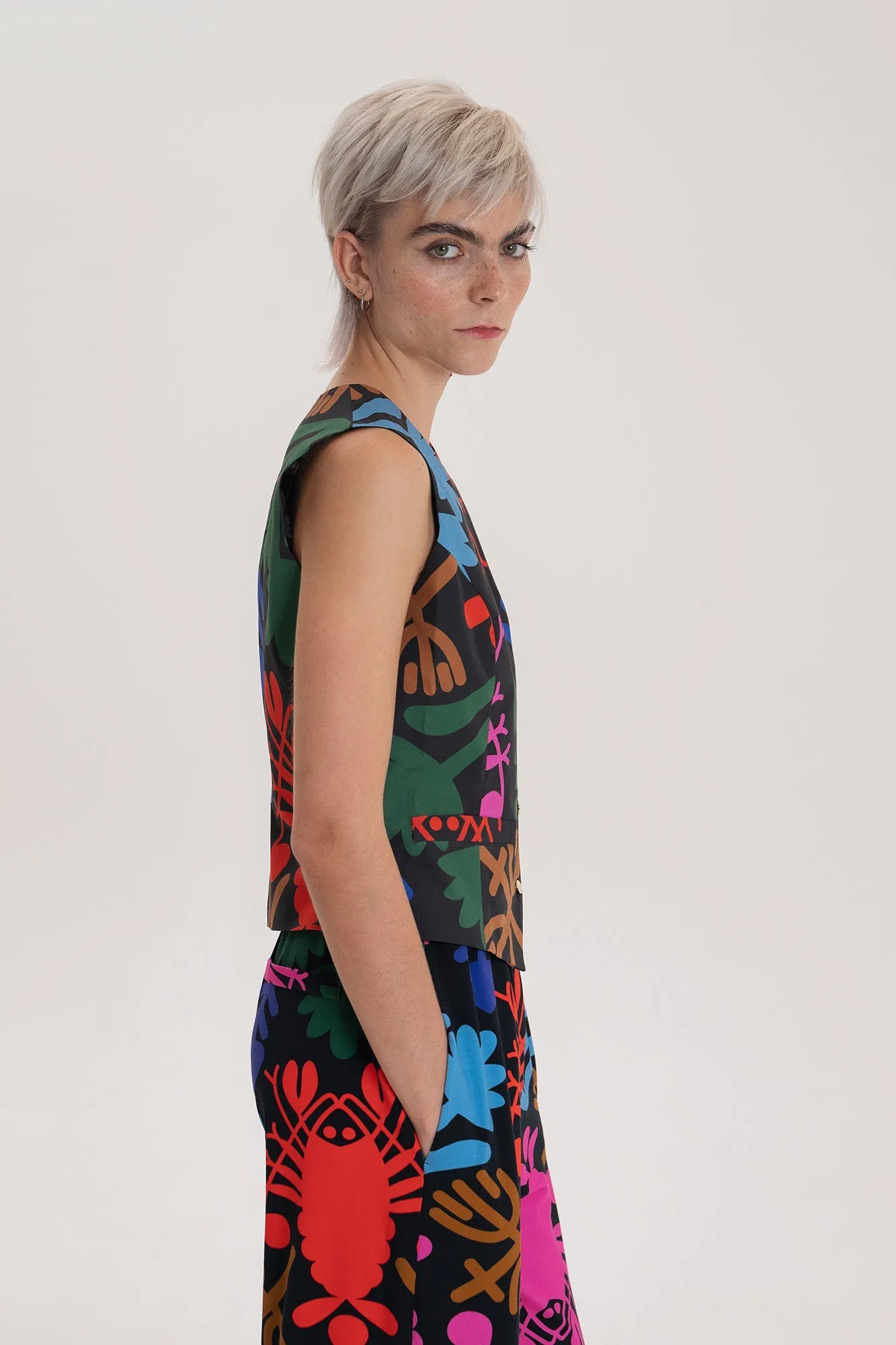 Anno Tailored Vest Lobster sold by Ivalo.com product image thumbnail 4