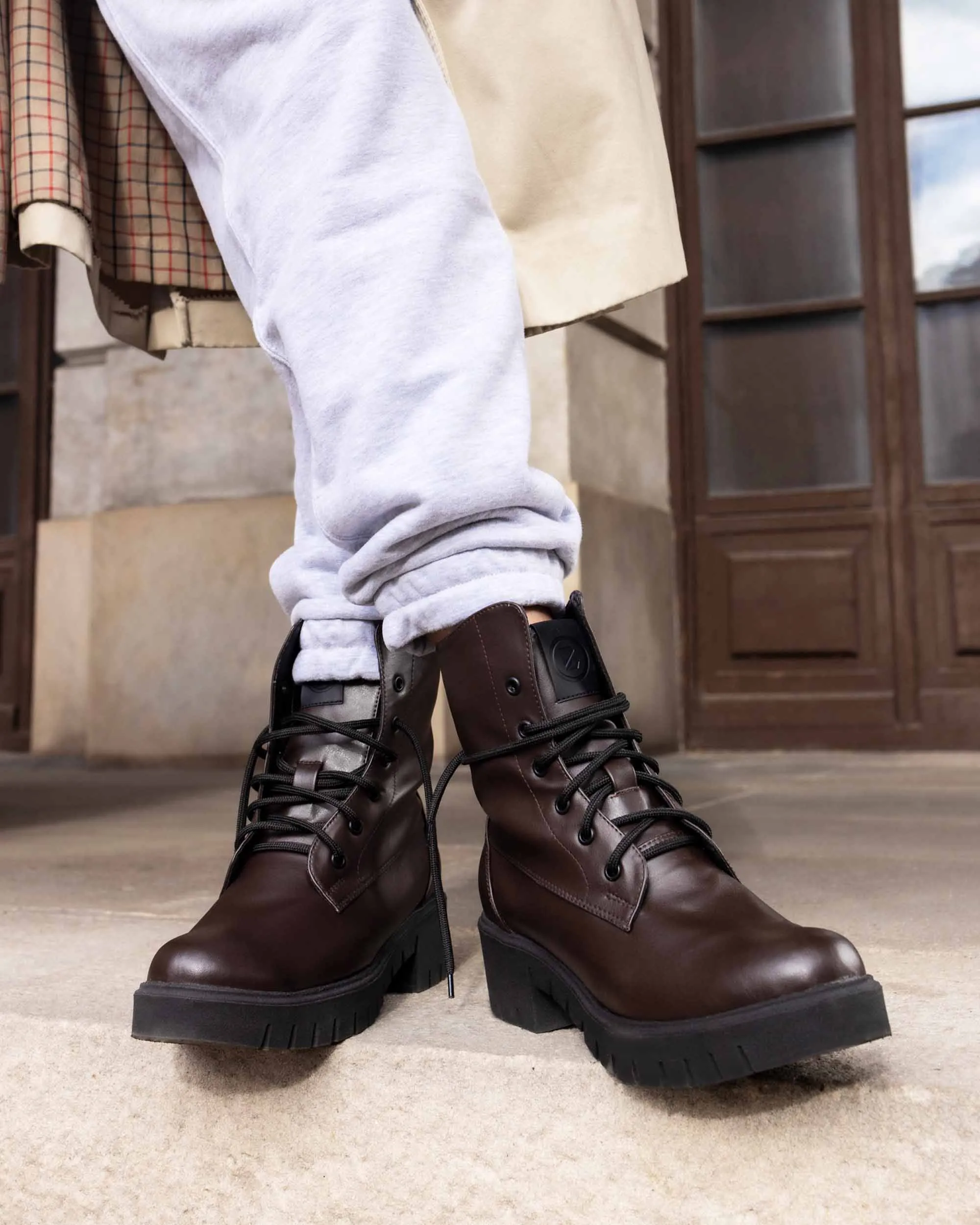 Women's Worker Boots No. 3 Chocolate Dark Brown sold by Ivalo.com product image thumbnail 3