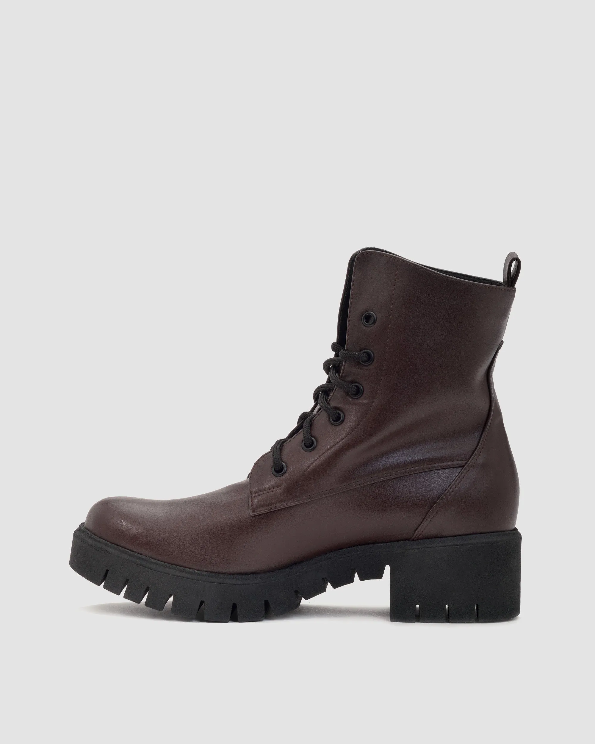 Women's Worker Boots No. 3 Chocolate Dark Brown sold by Ivalo.com
