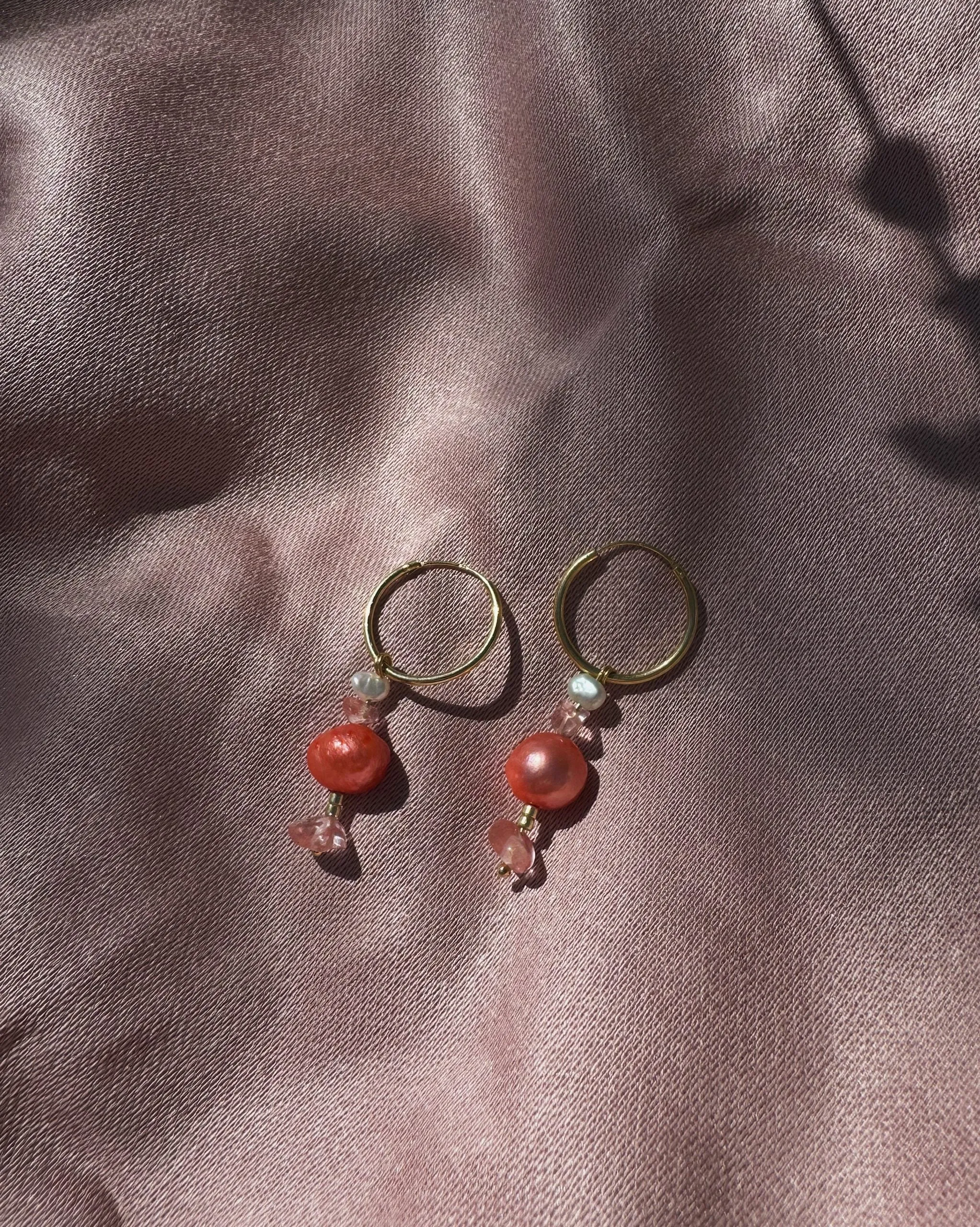Sweetheart Earrings Pink/Gold sold by Ivalo.com