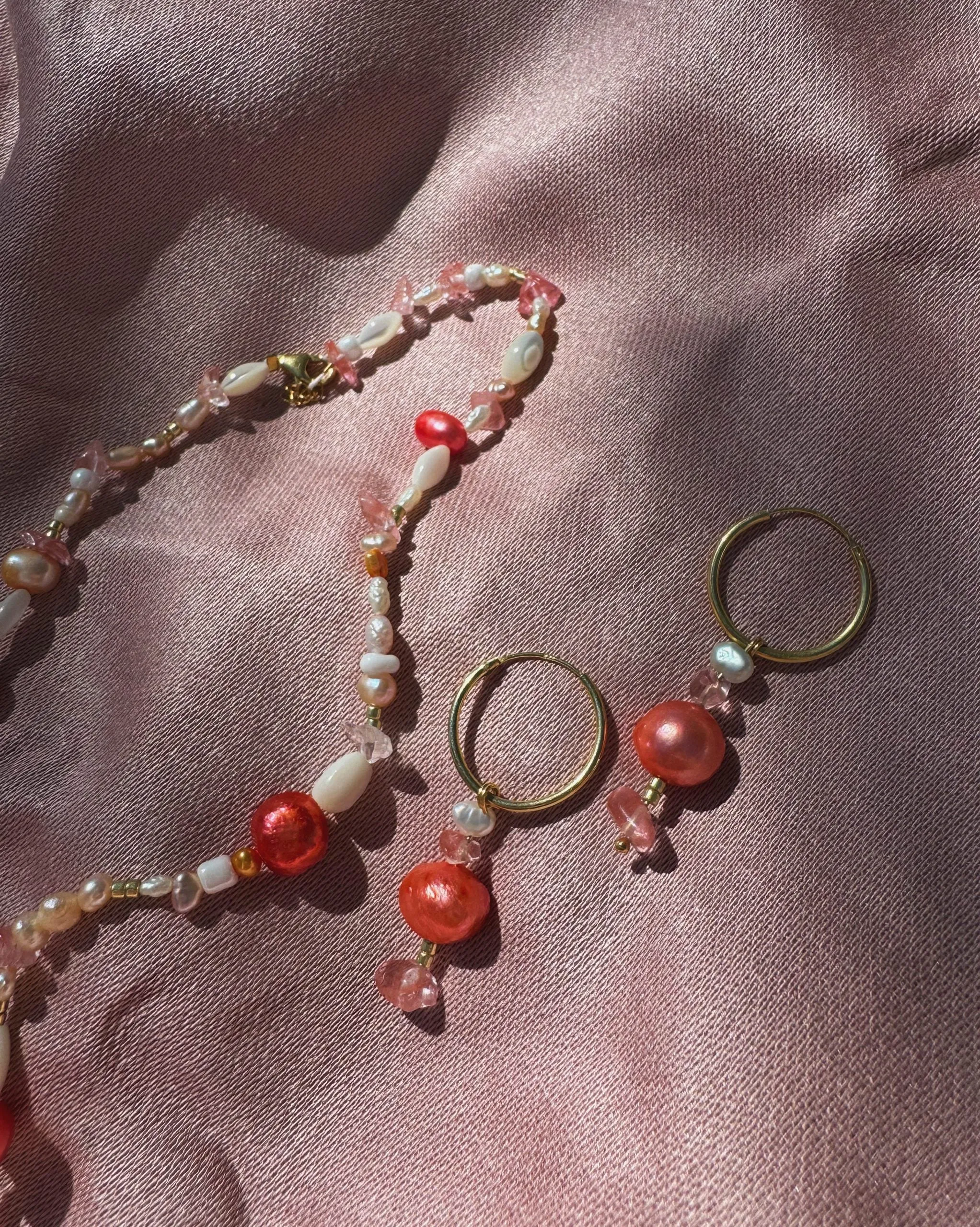 Sweetheart Earrings Pink/Gold sold by Ivalo.com product image thumbnail 2