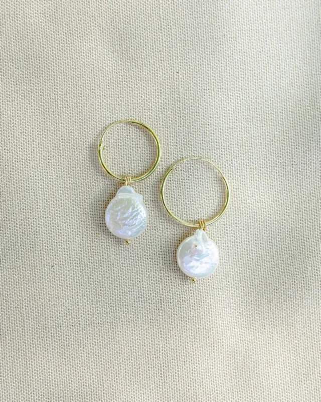 Serenity Hoops White/Gold sold by Ivalo.com