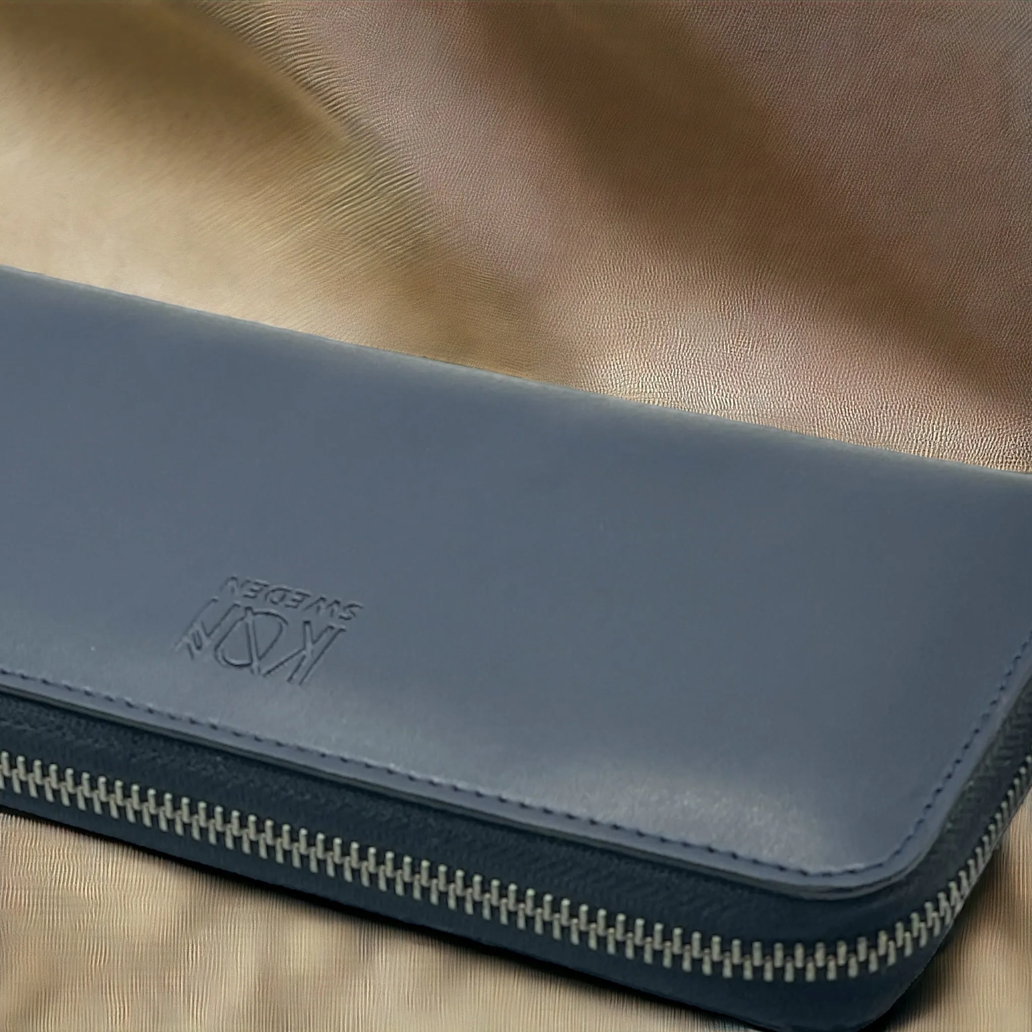 Kivik Apple Leather Long Zip Wallet sold by Ivalo.com product image thumbnail 5