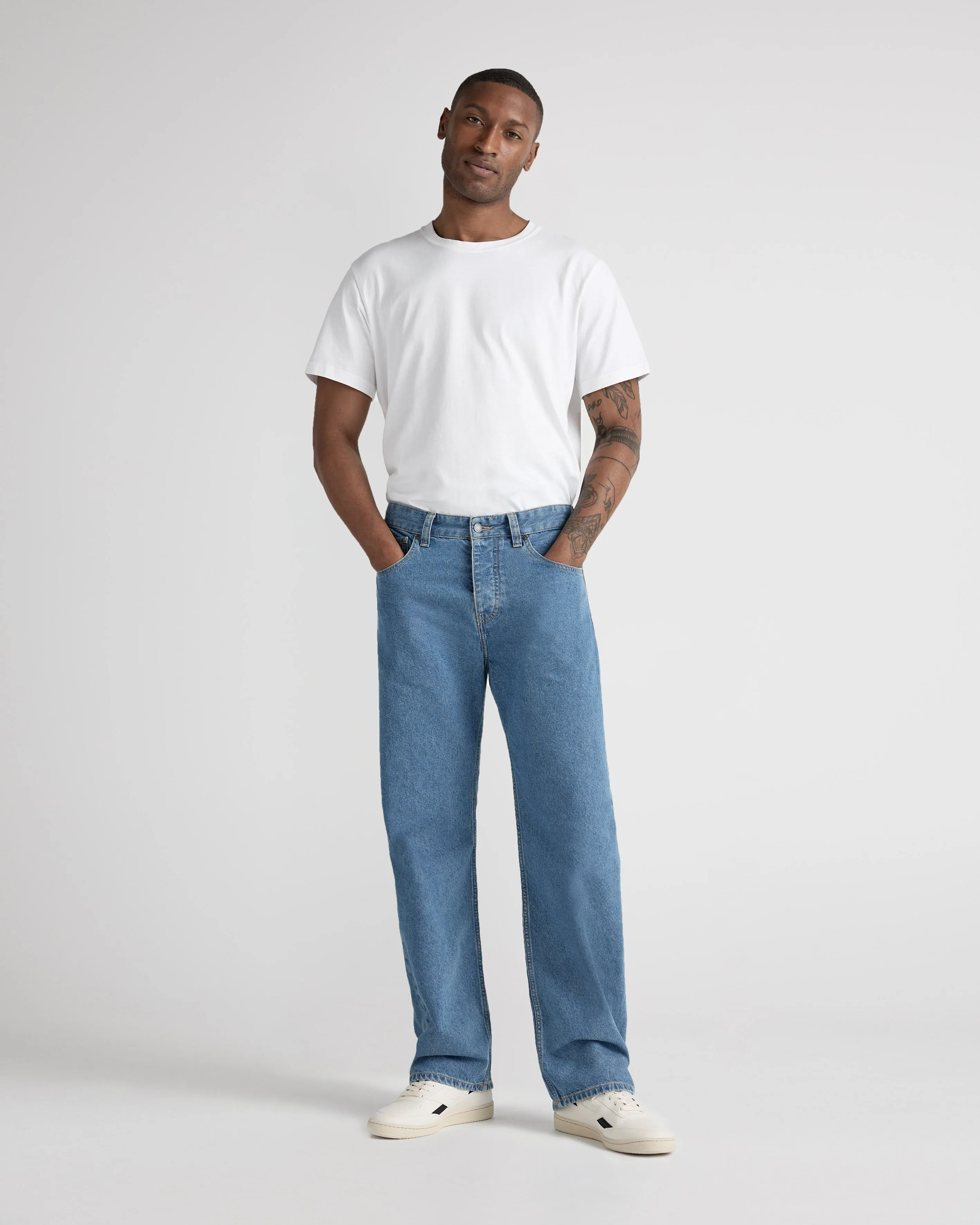 Alex Mid Loose Jeans Light Stone sold by Ivalo.com