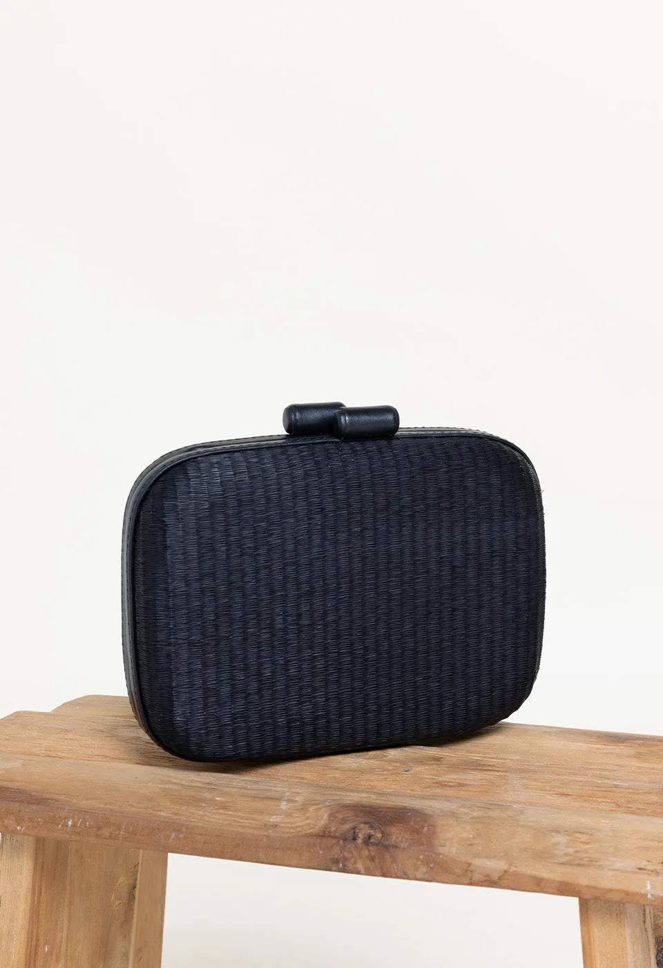 Giraffe Clutch Onyx Black sold by Ivalo.com product image thumbnail 4