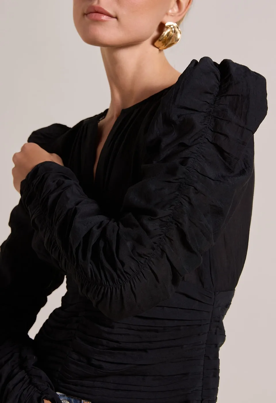 Christine Top Onyx Black sold by Ivalo.com