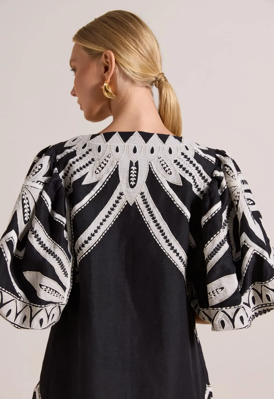 Hildelina Dress Onyx Black sold by Ivalo.com product image thumbnail 3