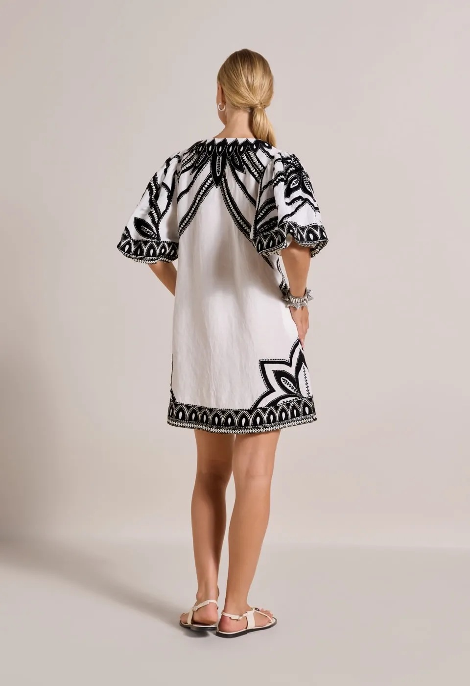 Hildelina Dress Antique White sold by Ivalo.com product image thumbnail 2