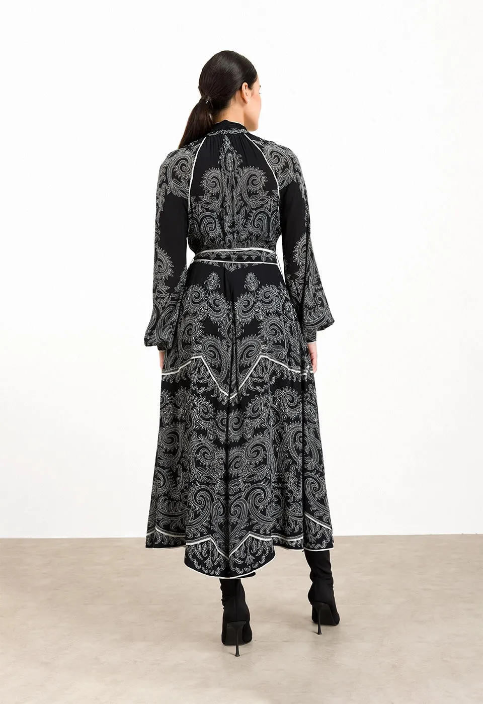 Chiara Maxi Dress Onyx Black Medici sold by Ivalo.com product image thumbnail 3