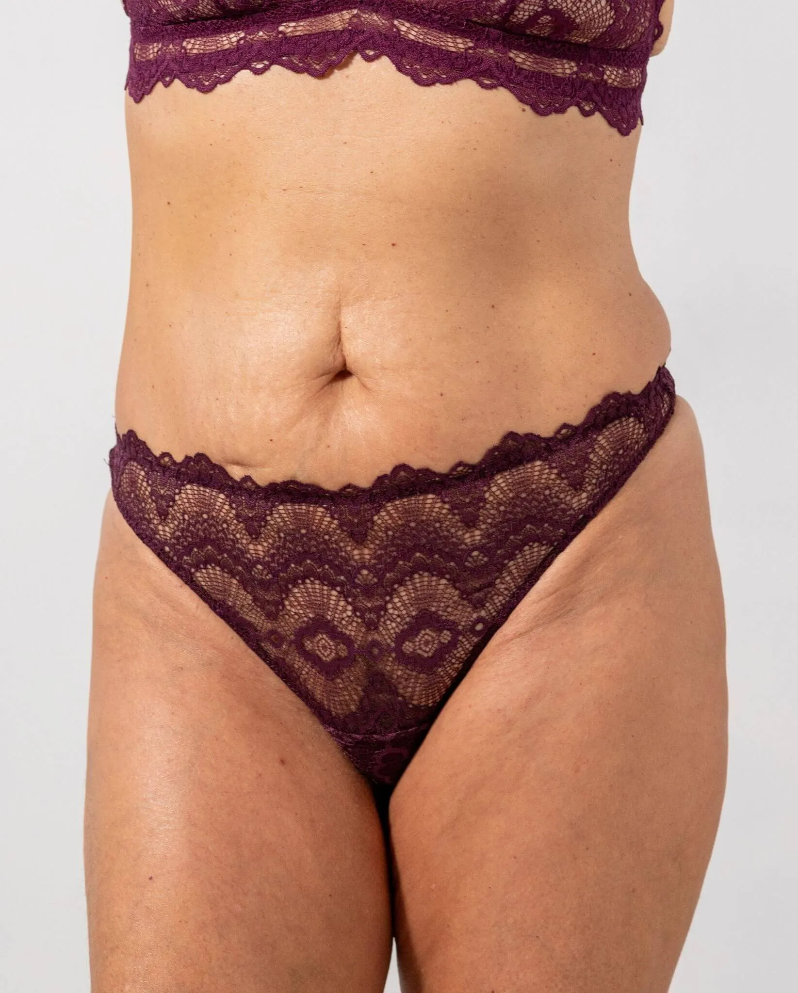 Lace Thong Cherry sold by Ivalo.com product image thumbnail 5