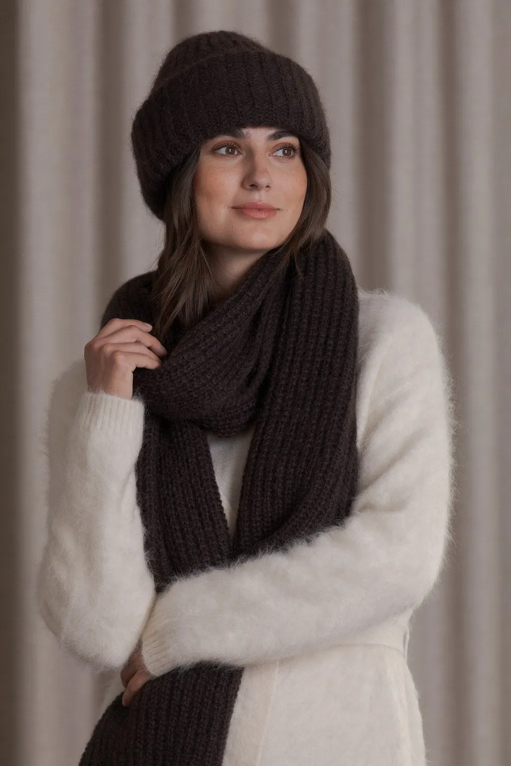 Mija Kid Mohair Blend Scarf Dark Chocolate sold by Ivalo.com