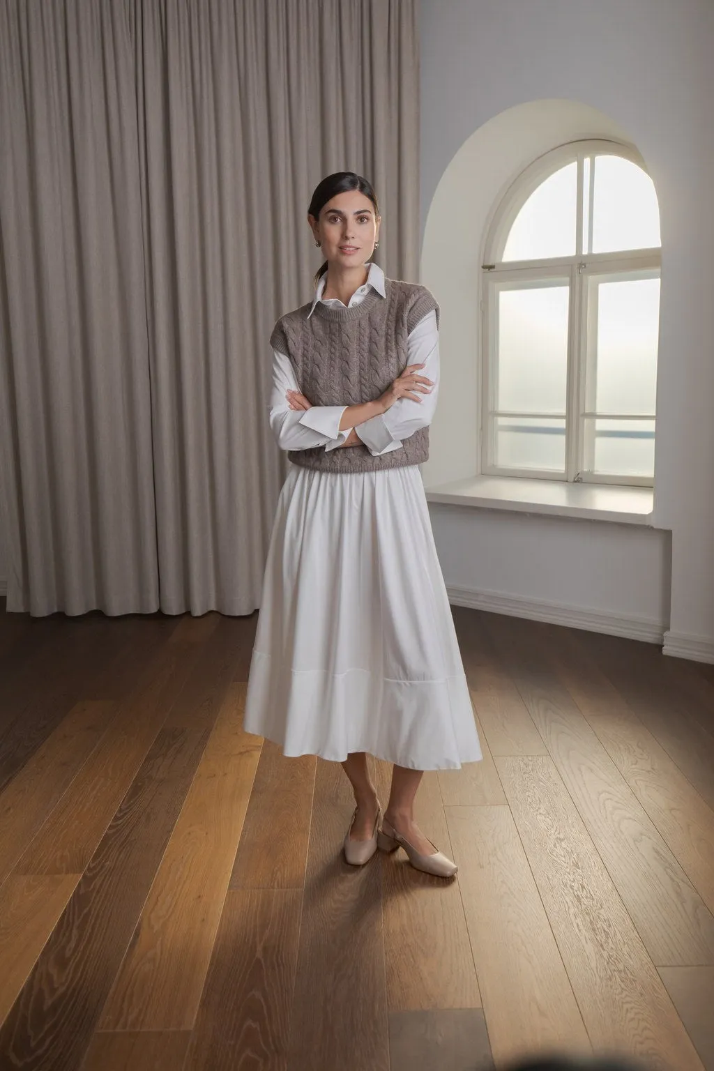 Vivian Cable Knit Wool Cashmere Blend Vest Nougat sold by Ivalo.com product image thumbnail 2