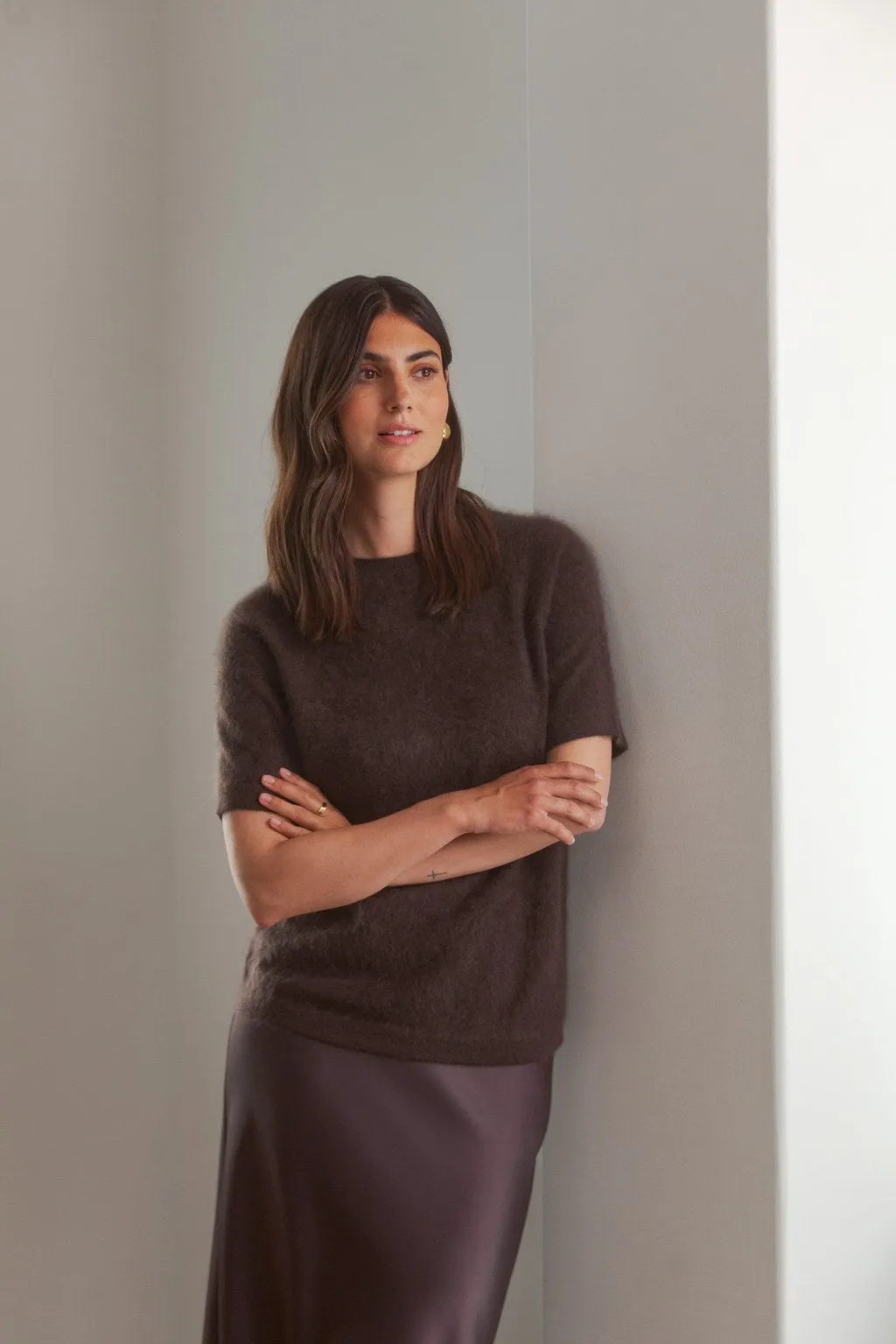 Karlie Short Sleeve Cashmere Sweater Dark Chocolate sold by Ivalo.com