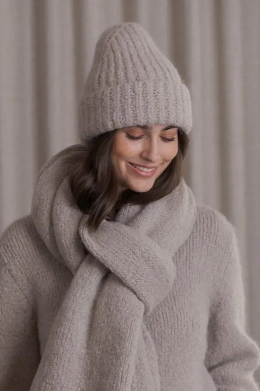 Angie Alpaca Blend Chunky Beanie Greige sold by Ivalo.com