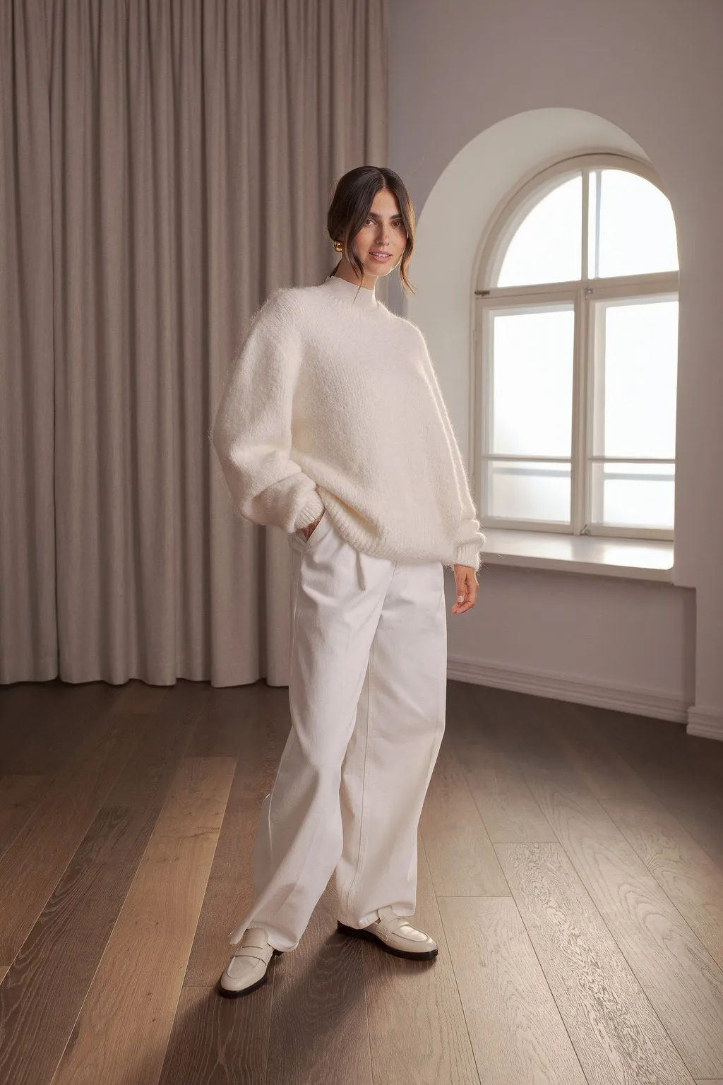 Angelica Chunky Long Sleeve Alpaca Blend Sweater Cream sold by Ivalo.com product image thumbnail 2