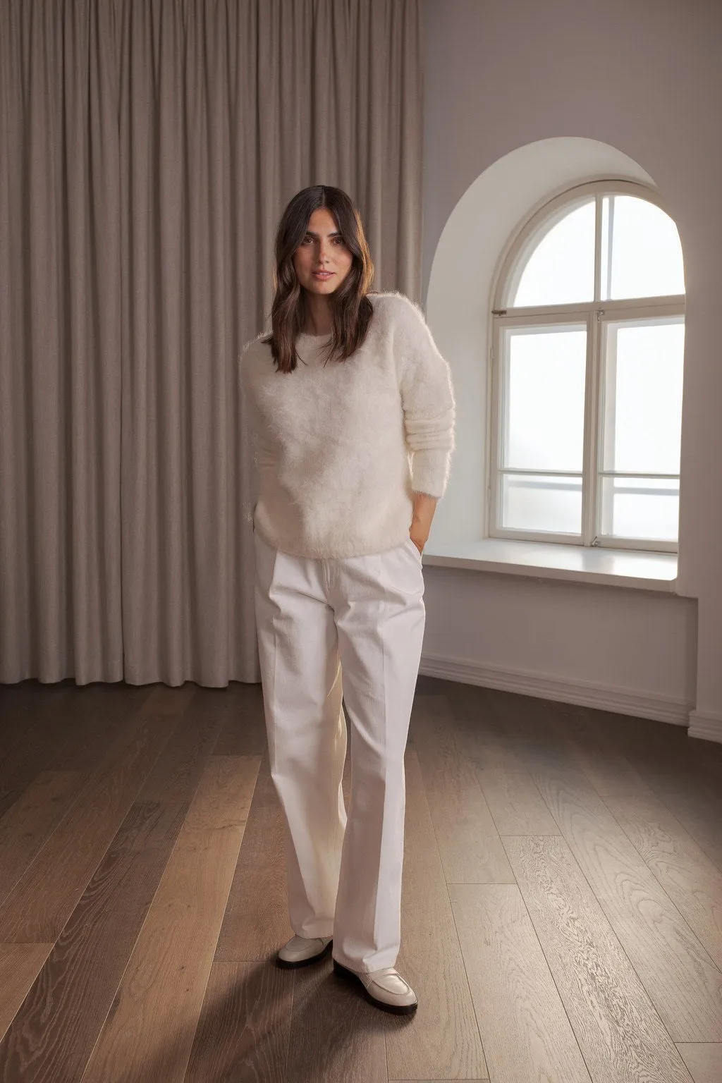 Ariella Alpaca Blend Long Sleeve Sweater Cream sold by Ivalo.com product image thumbnail 2