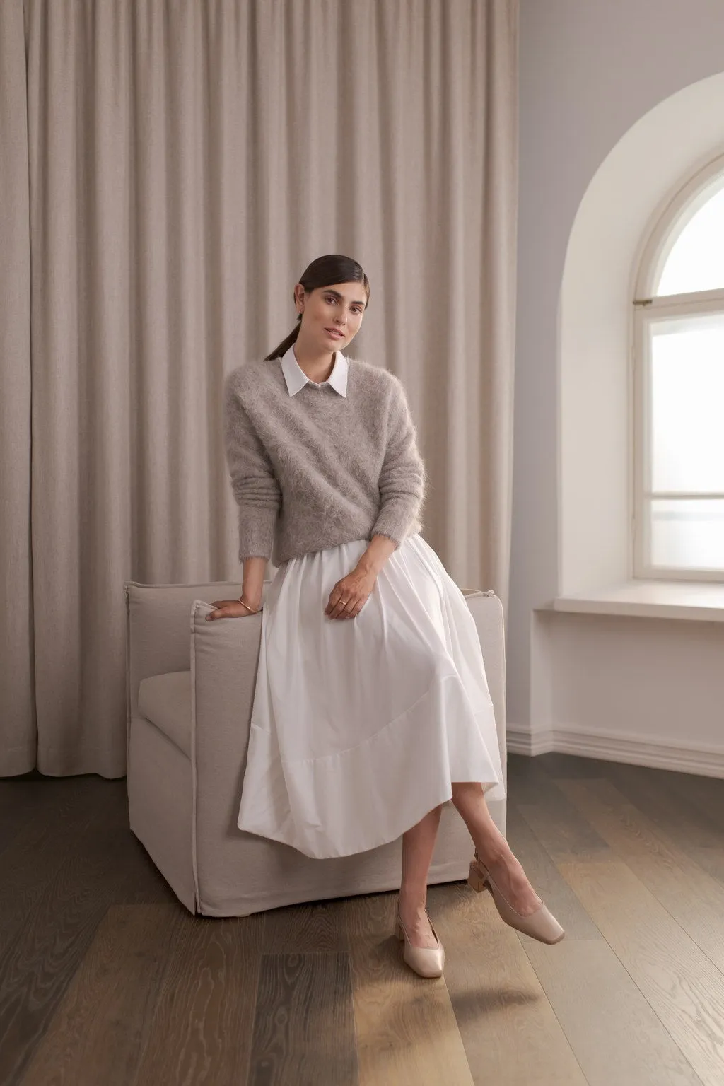 Ariella Alpaca Blend Long Sleeve Sweater Greige sold by Ivalo.com product image thumbnail 3