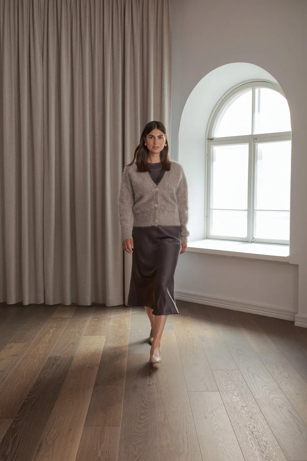 Alia Alpaca Blend Button Cardigan Greige sold by Ivalo.com product image thumbnail 3