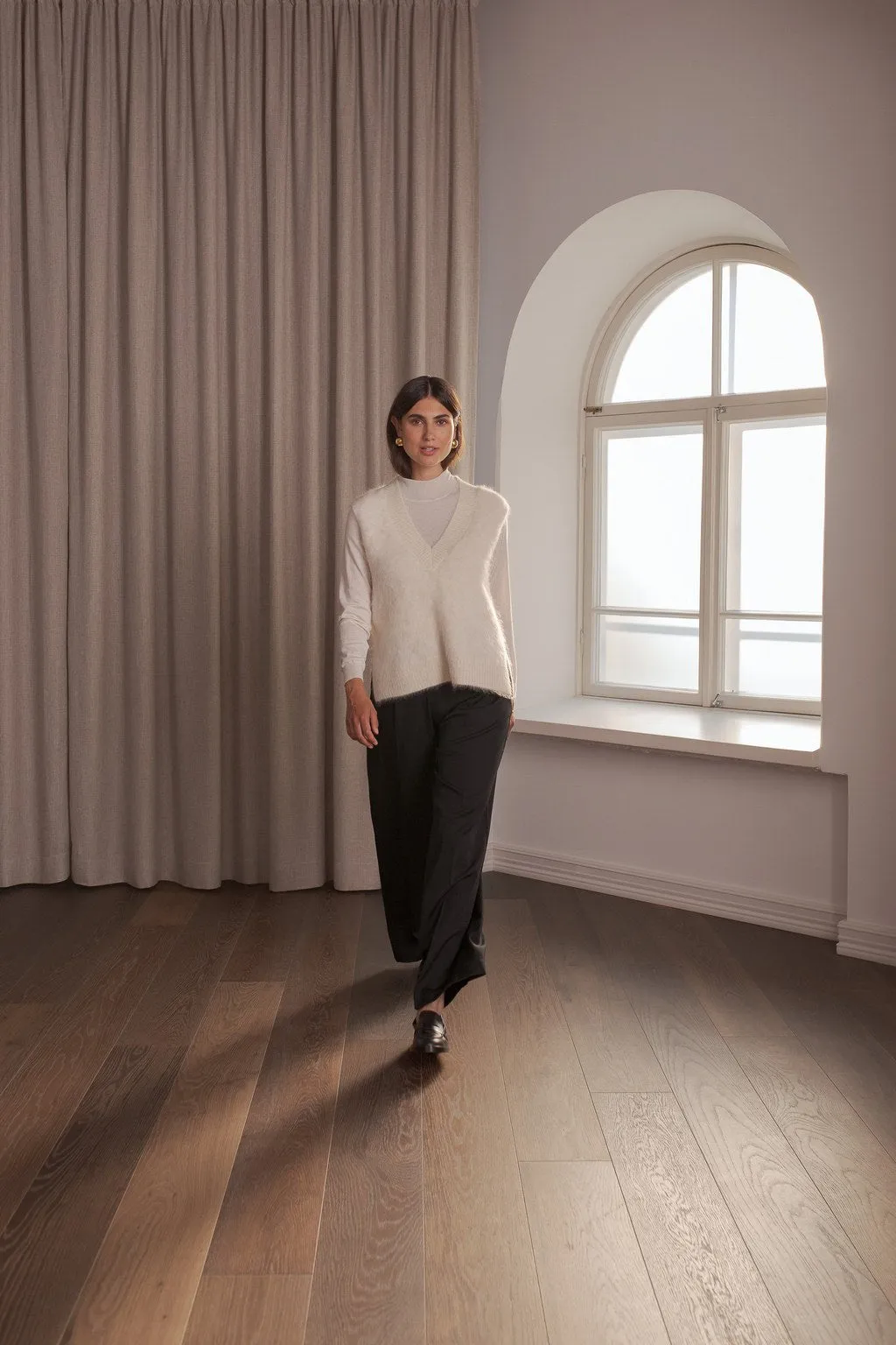 Ali Alpaca Blend Knit Vest Cream sold by Ivalo.com product image thumbnail 3