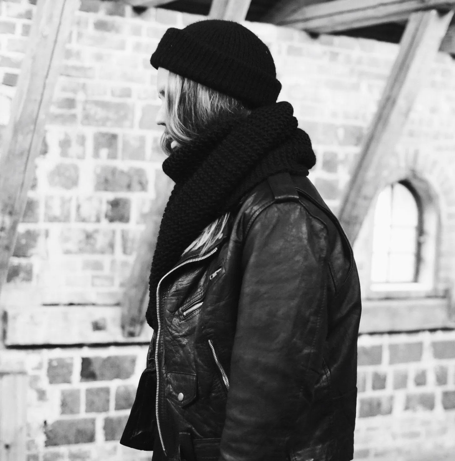 Black Wool Scarf sold by Ivalo.com product image thumbnail 2