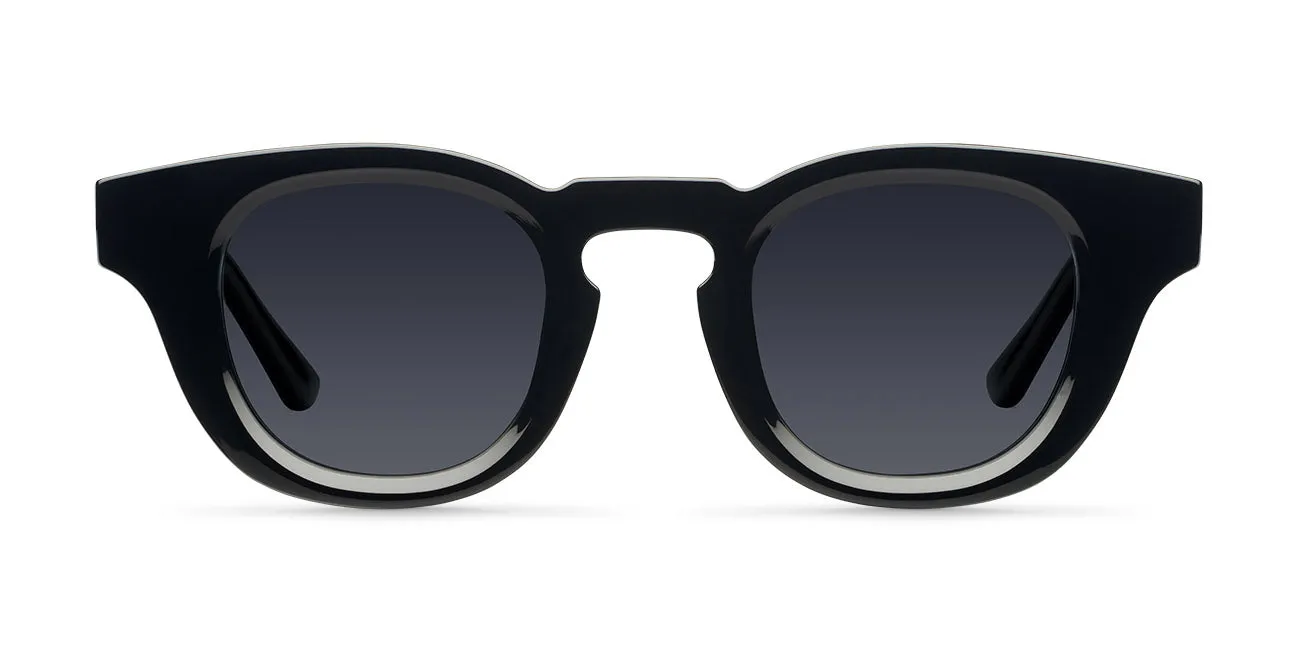 Sarabi Sunglasses All Black sold by Ivalo.com