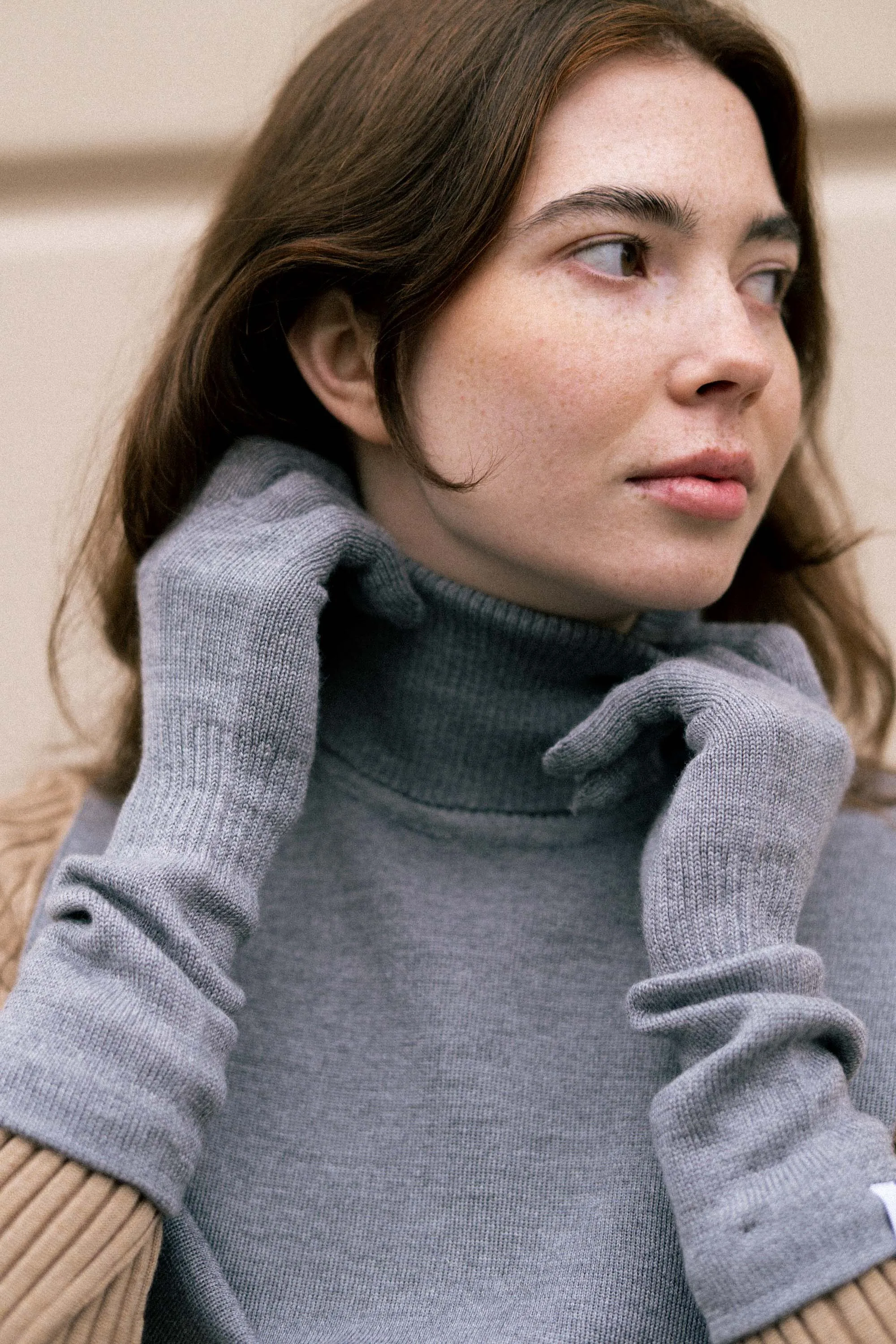 Punto Merino Neck Warmer Light Grey sold by Ivalo.com product image thumbnail 3