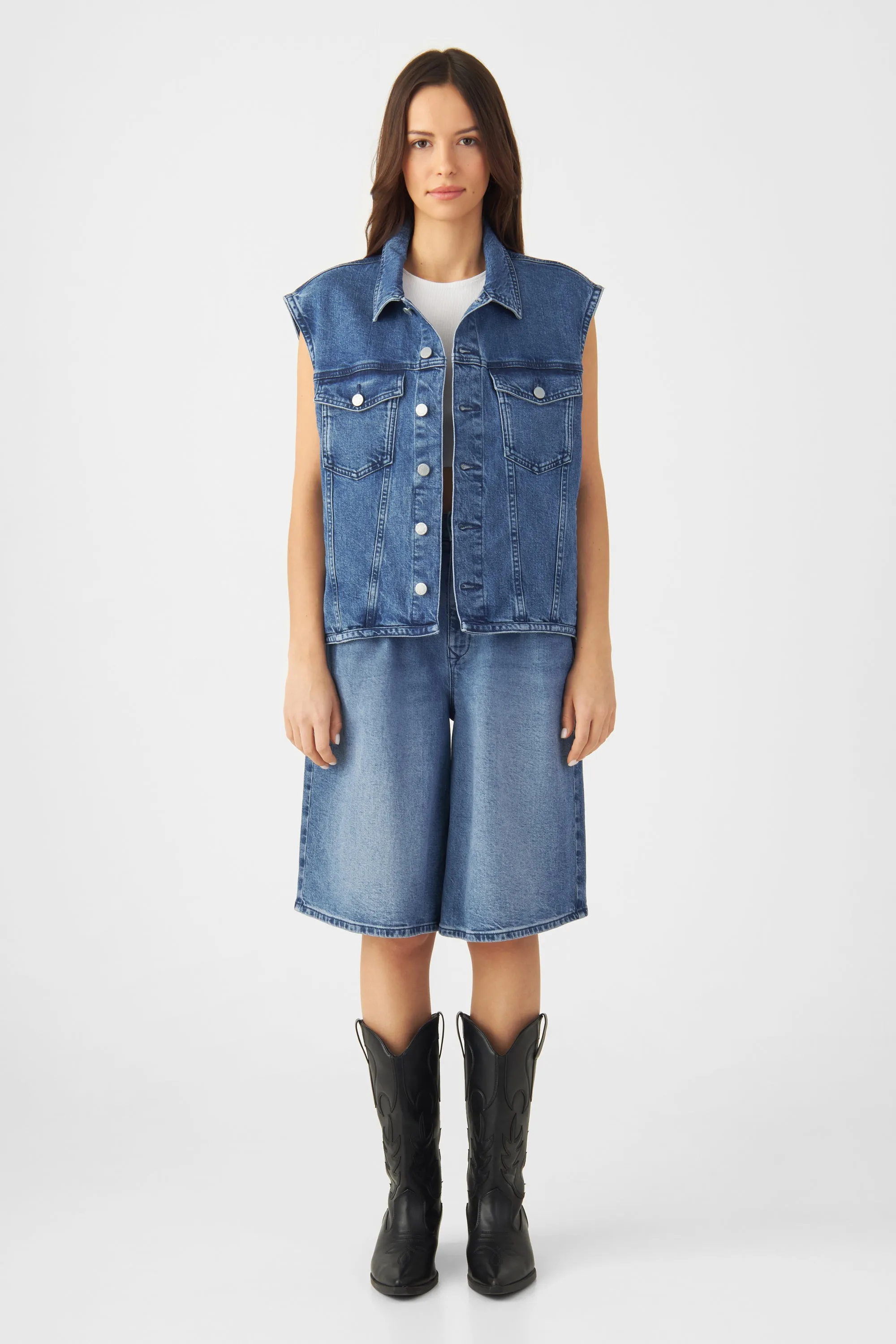 Lunar Minimal Stretch Biker Vest Medium Blue sold by Ivalo.com product image thumbnail 4