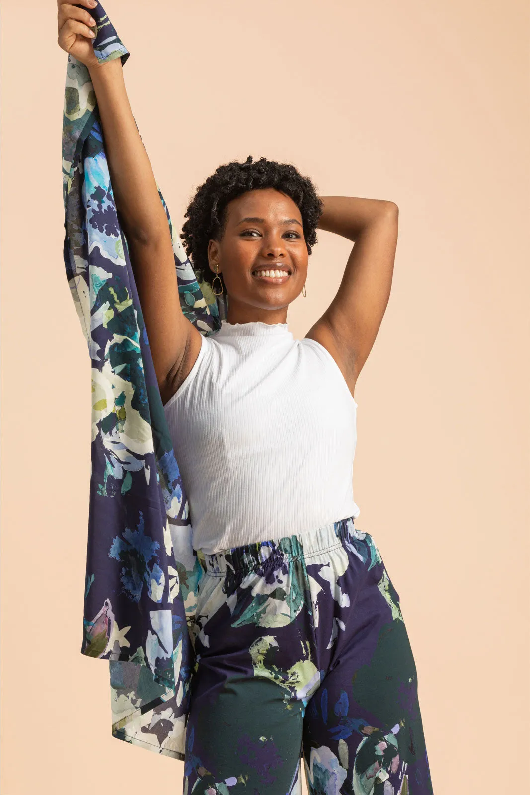 Square Scarf Large Blue Anemone sold by Ivalo.com product image thumbnail 2