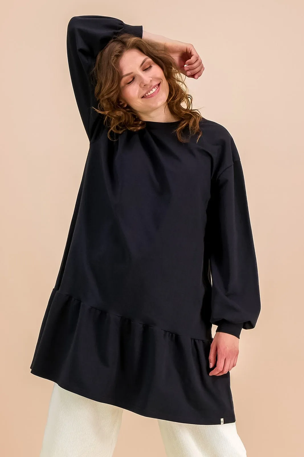 Ruffle Sweatshirt Dress Black sold by Ivalo.com product image thumbnail 3