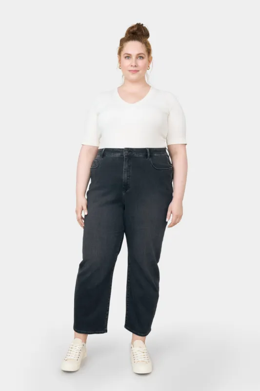 Stardust O-Shape Plus Size Jeans Black sold by Ivalo.com