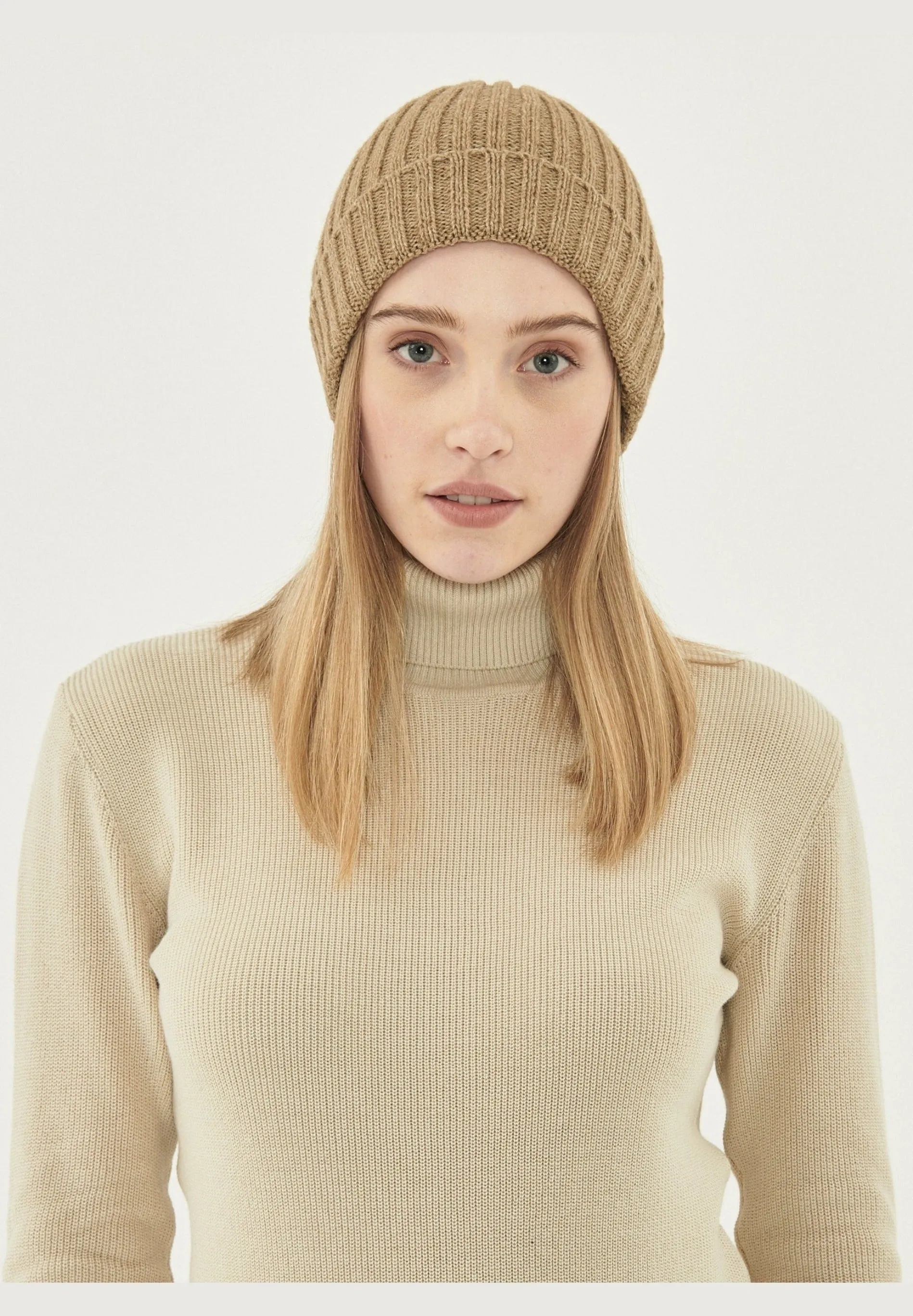 Wide Rib Merino Wool Blend Beanie Light Brown sold by Ivalo.com
