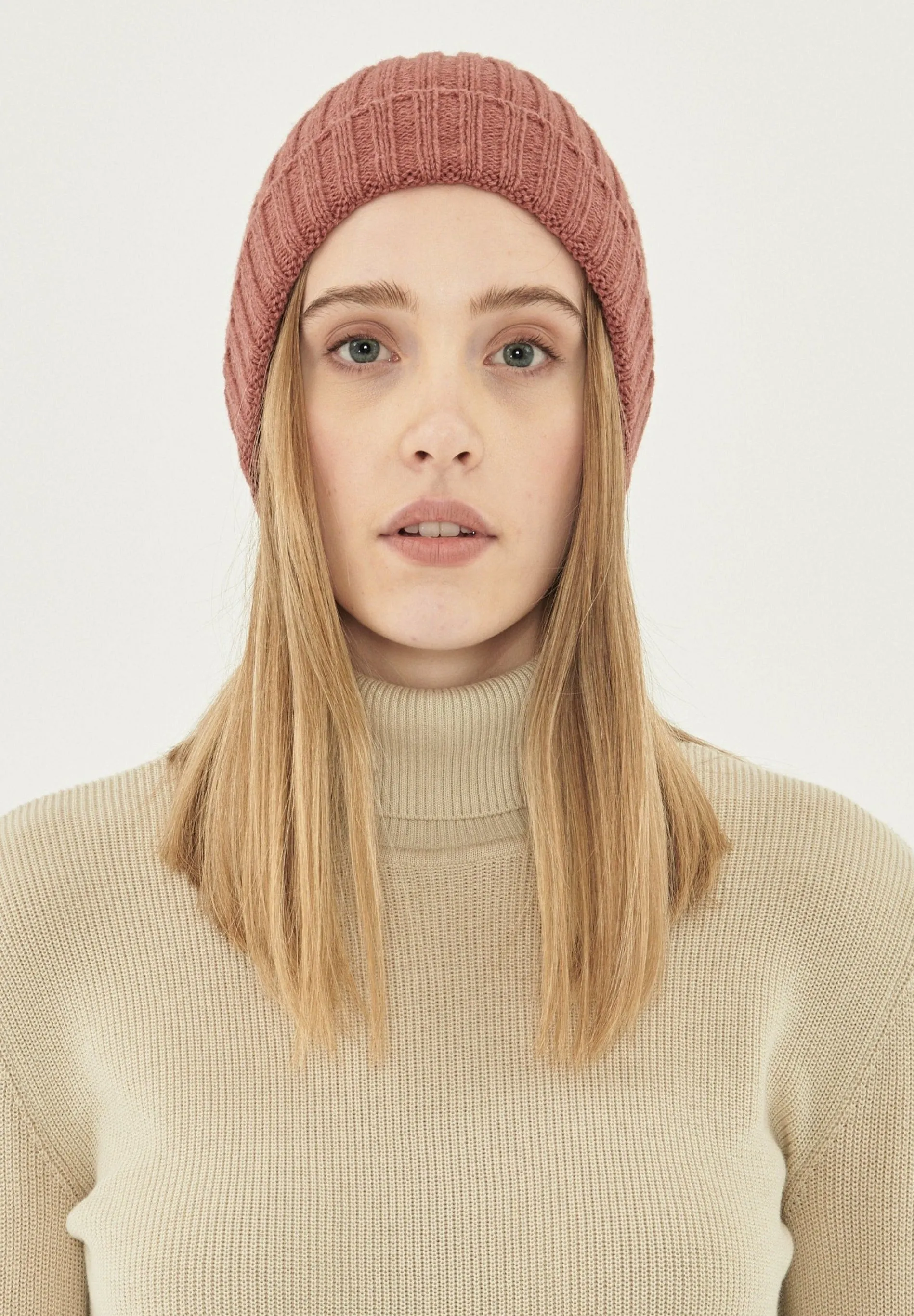 Wide Rib Merino Wool Blend Beanie Ginger sold by Ivalo.com