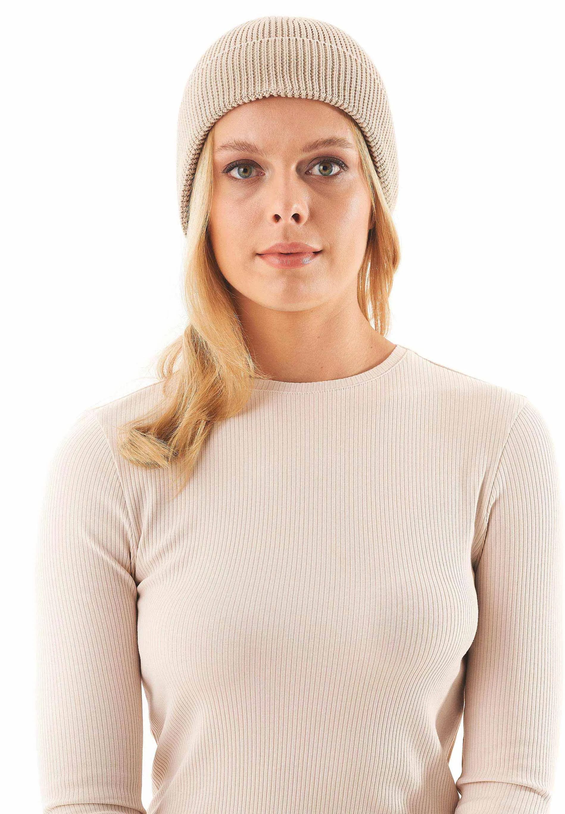 Knitted Organic Cotton Beanie Beige sold by Ivalo.com product image thumbnail 4