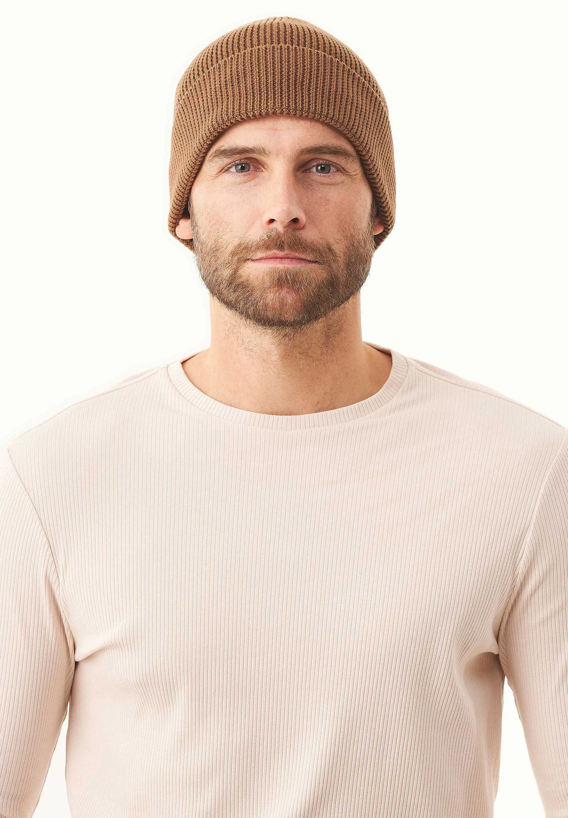 Knitted Organic Cotton Beanie Camel sold by Ivalo.com